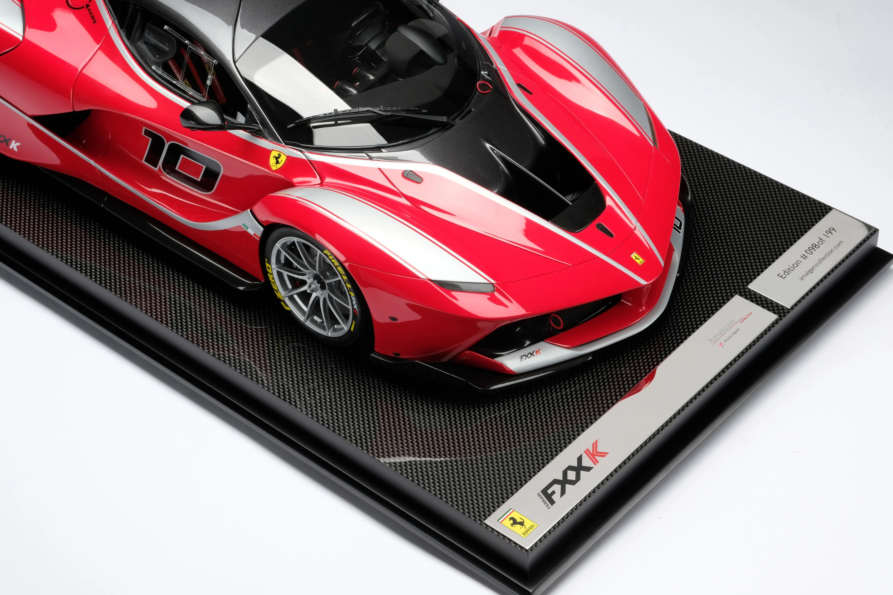 Ferrari FXX K (2014) - Image 13