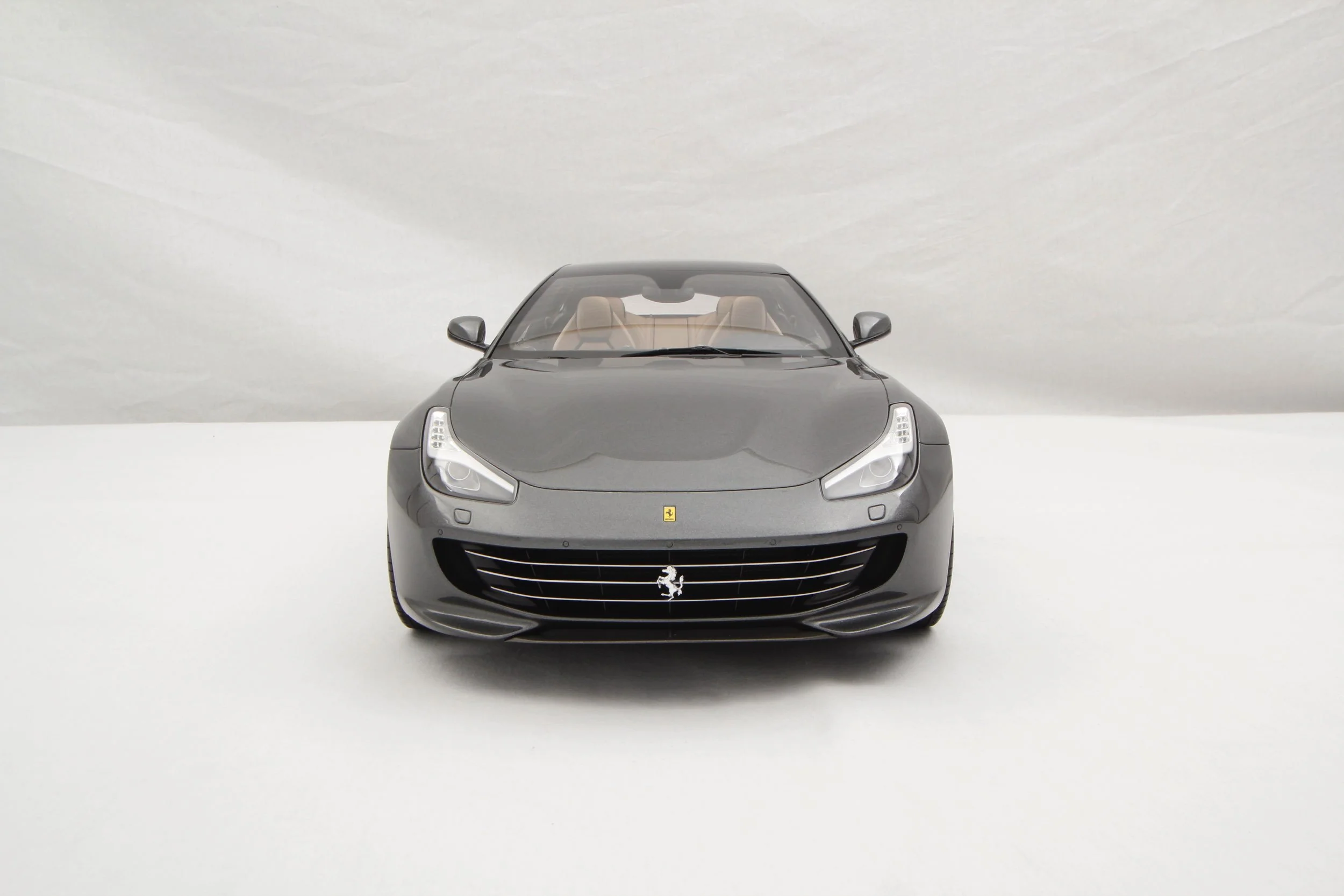 Ferrari GTC4Lusso (2016) - Image 19