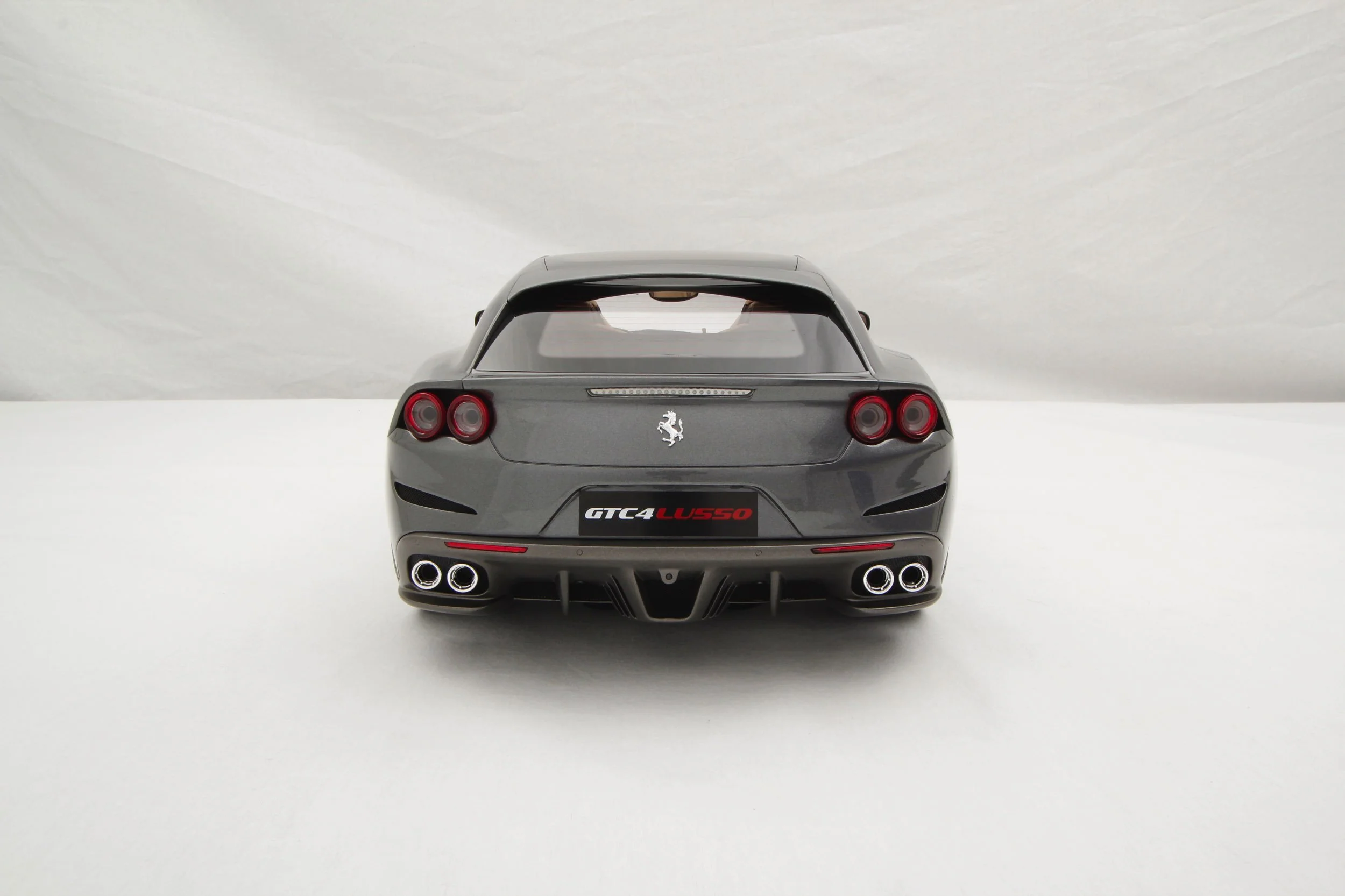 Ferrari GTC4Lusso (2016) - Image 20
