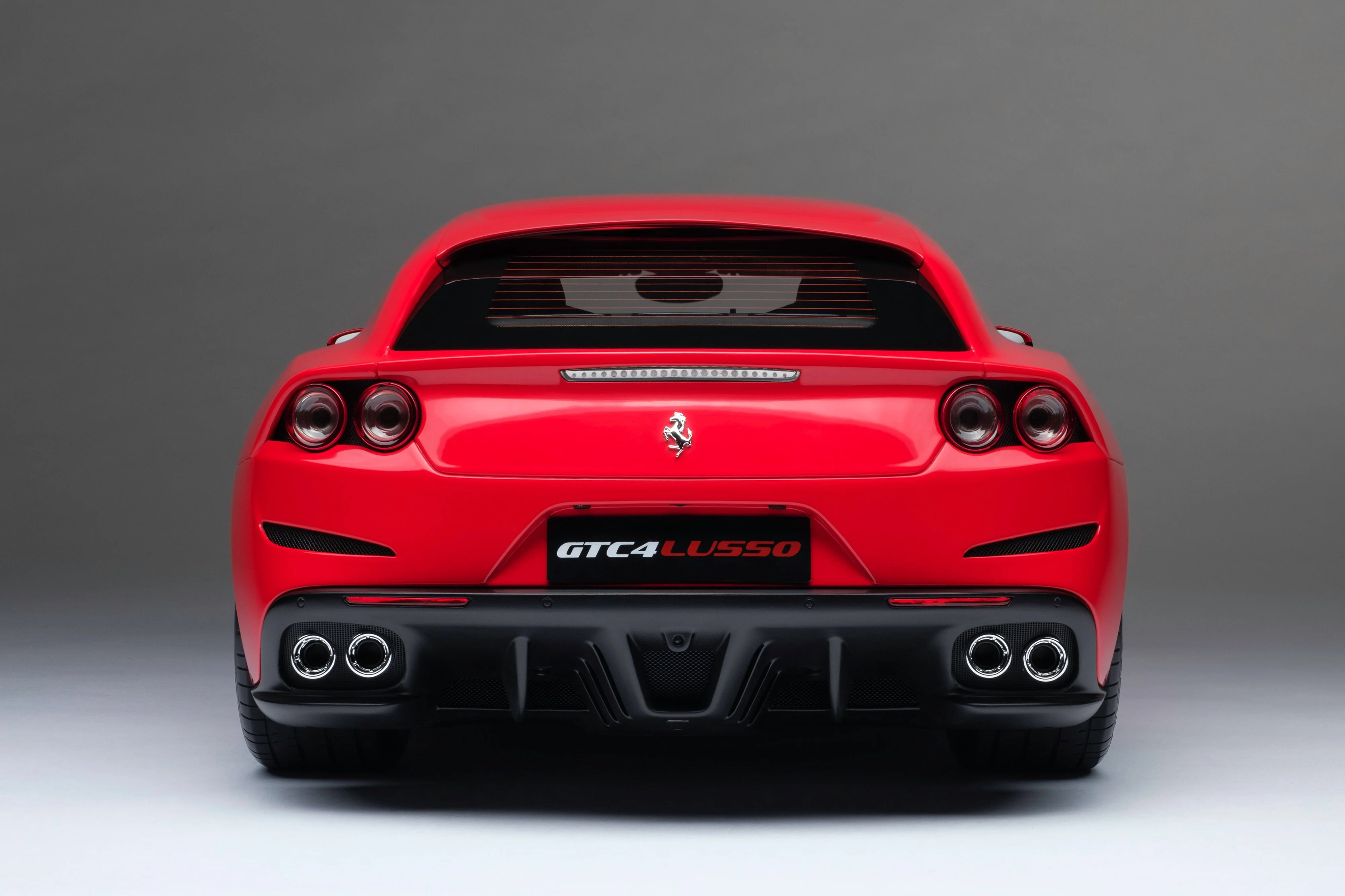 Ferrari GTC4Lusso (2016) - Image 5