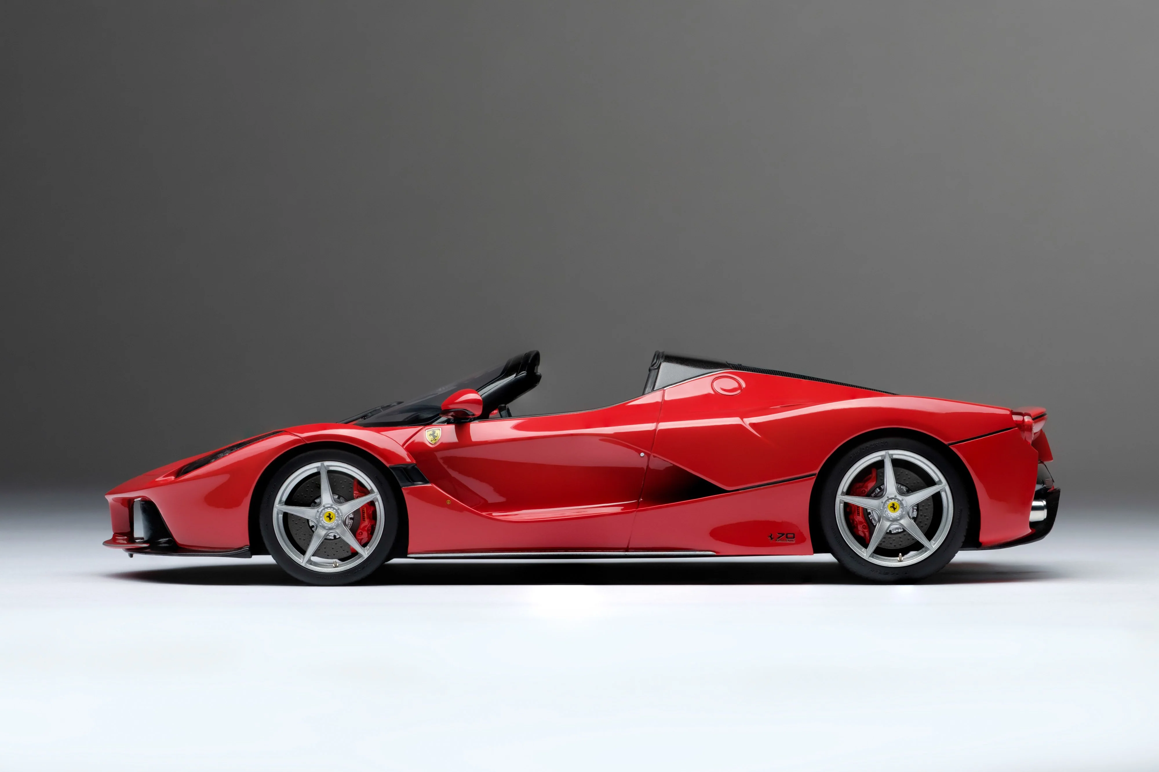Ferrari LaFerrari Aperta - Image 8
