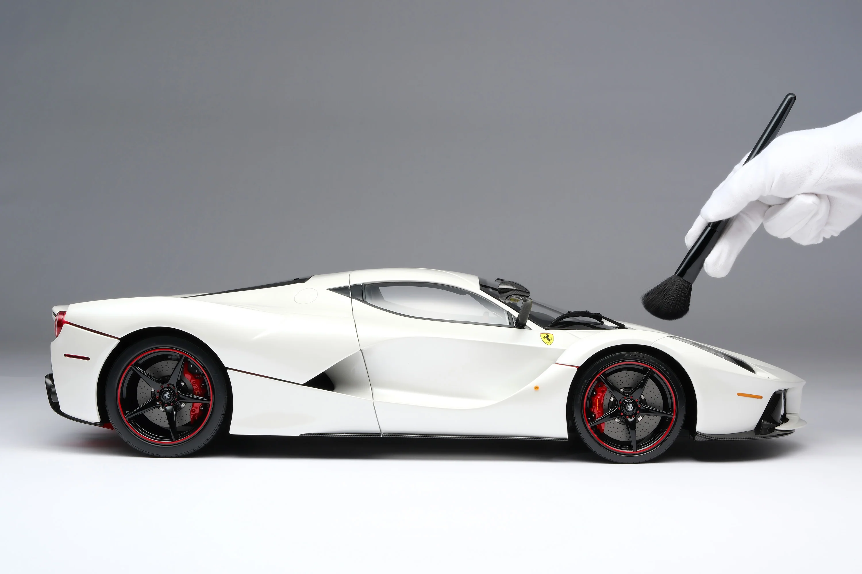 Ferrari LaFerrari & LaFerrari Aperta - Tailor Made - Image 15
