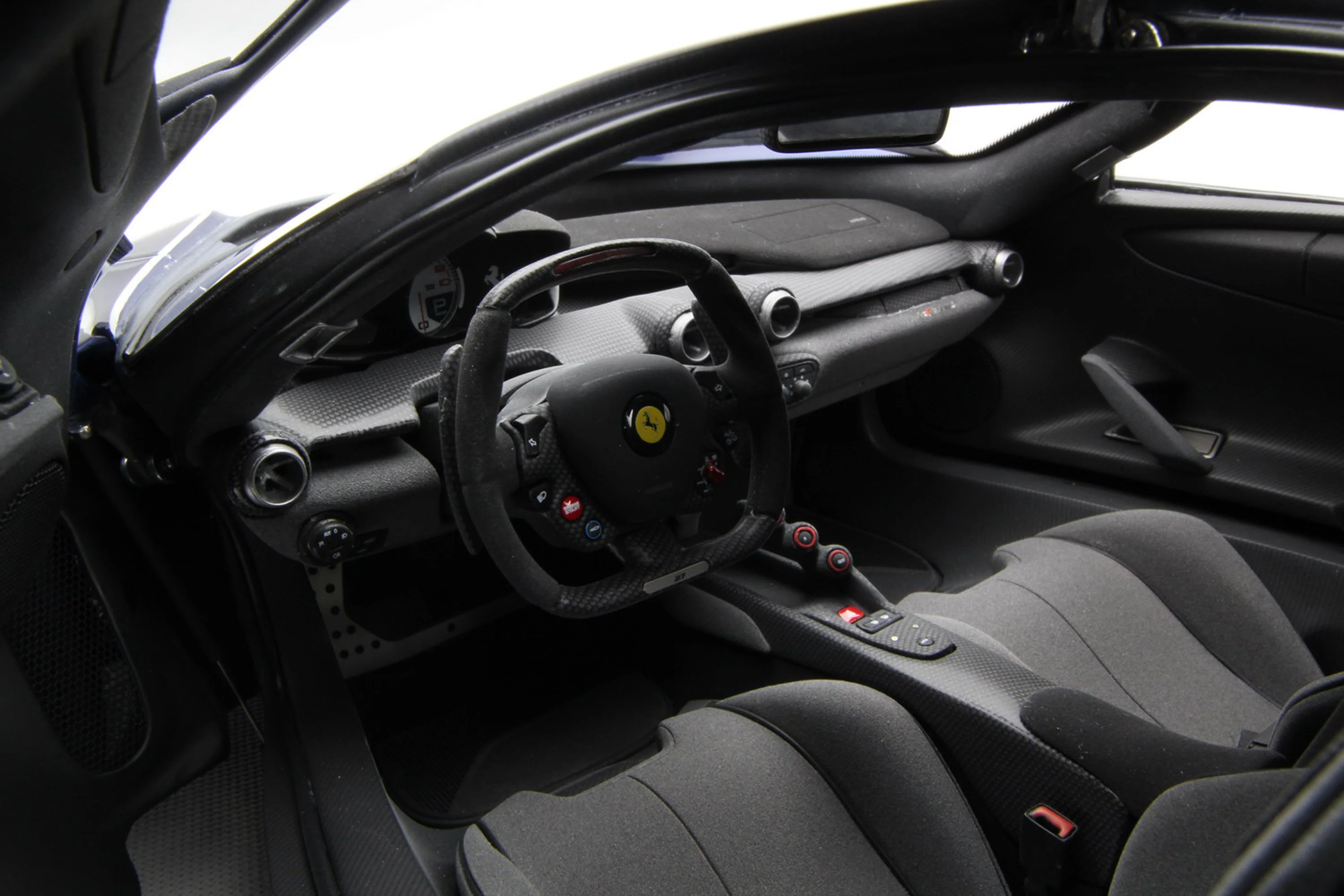Ferrari LaFerrari & LaFerrari Aperta - Tailor Made - Image 23