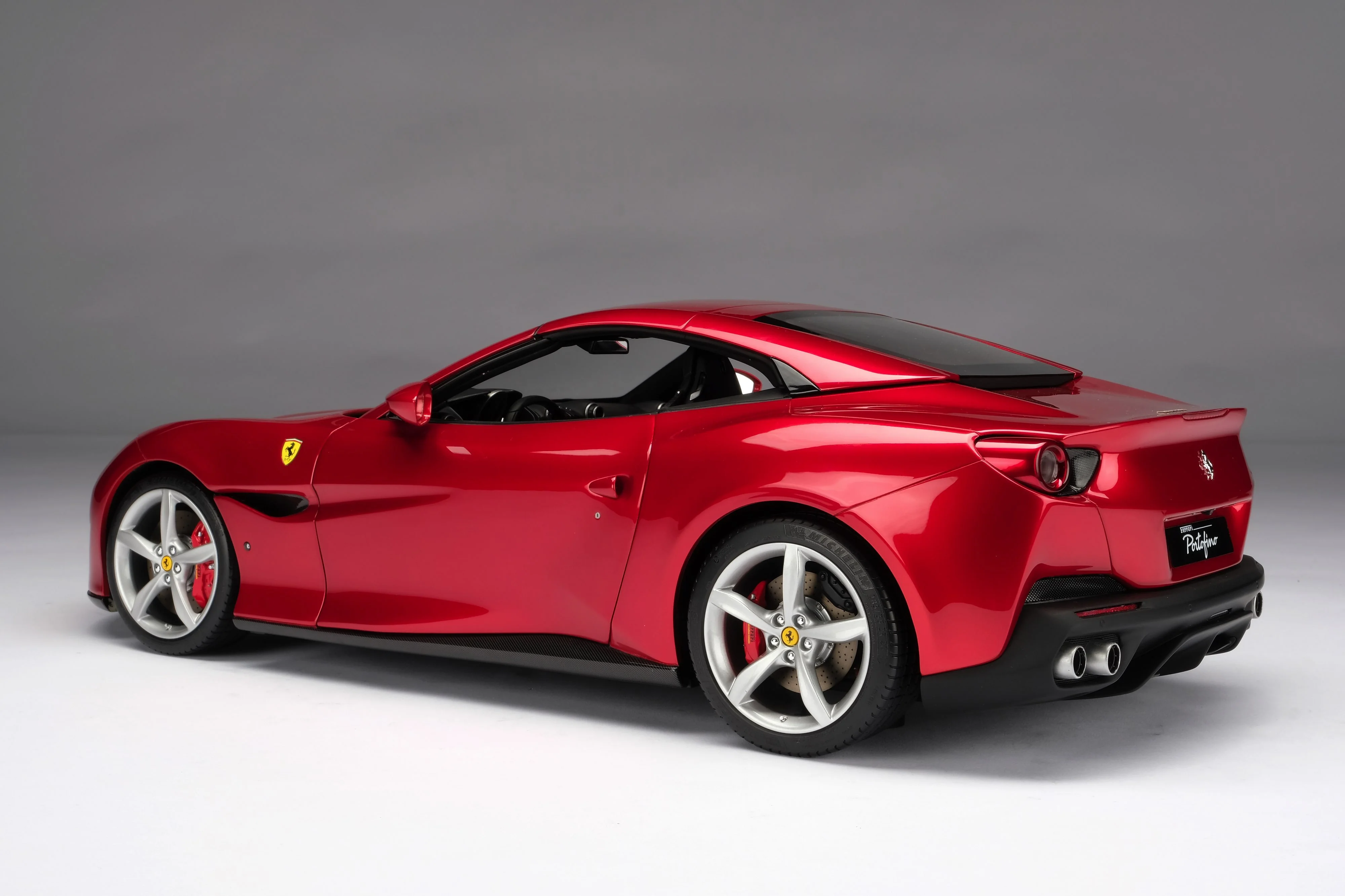 Ferrari Portofino (2017) - Image 10