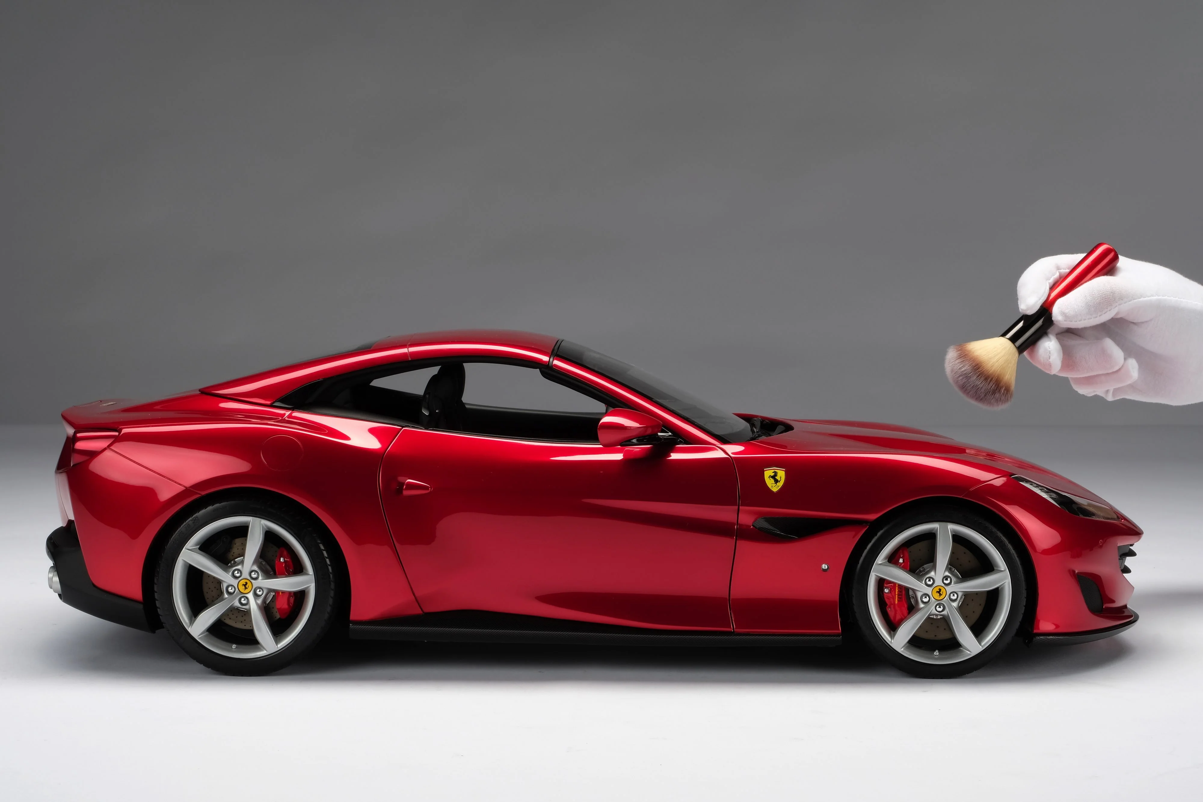 Ferrari Portofino (2017) - Image 3