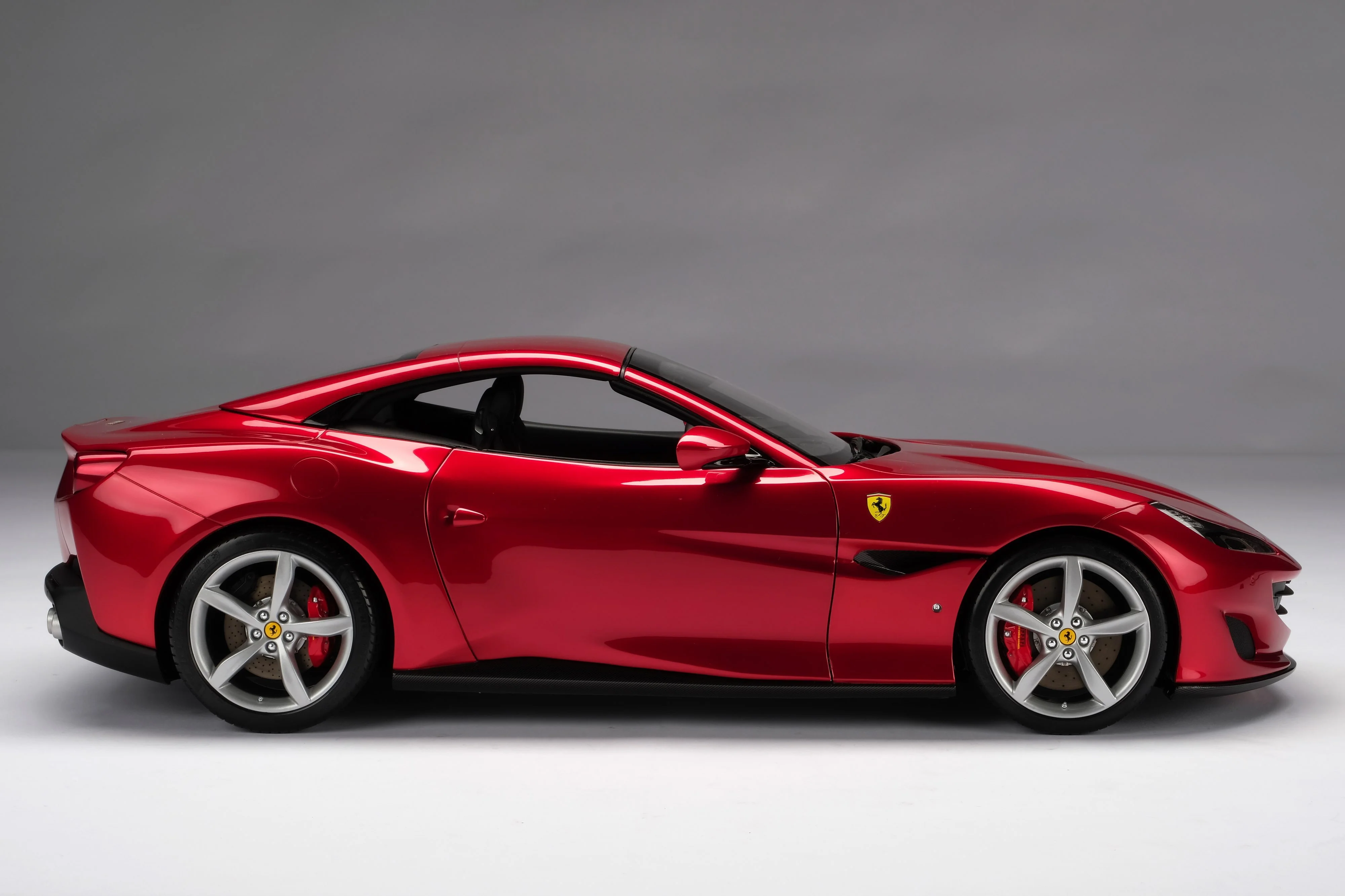 Ferrari Portofino (2017) - Image 4