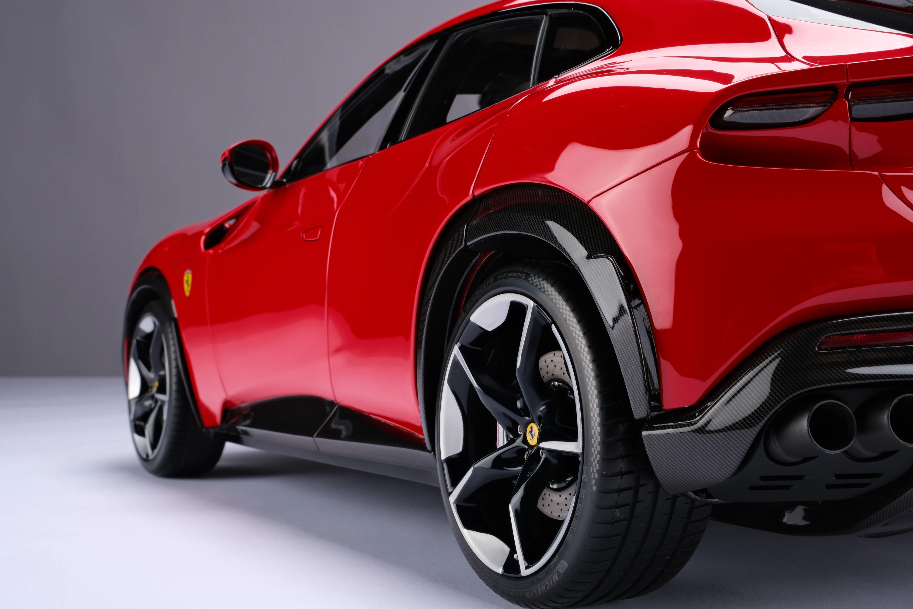 Ferrari Purosangue (2023) - Image 16