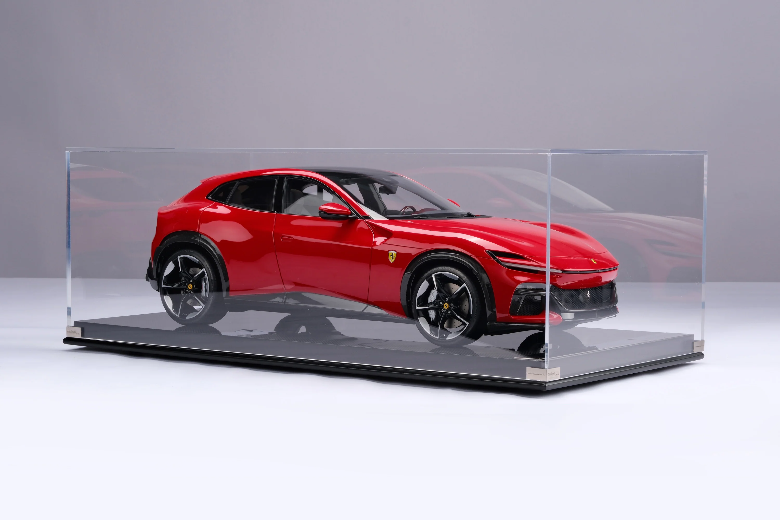 Ferrari Purosangue (2023) - Image 19