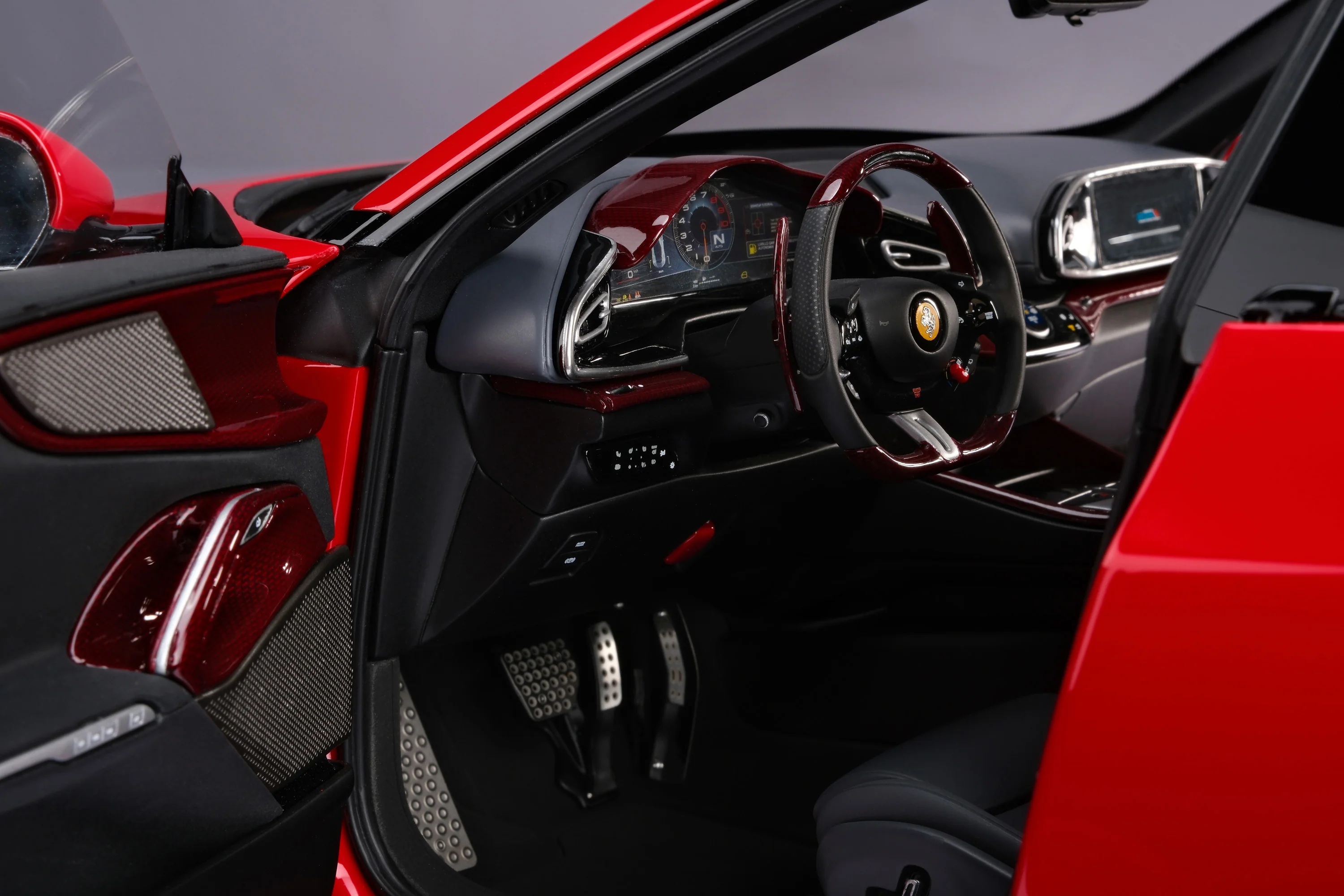 Ferrari Purosangue (2023) - Image 7