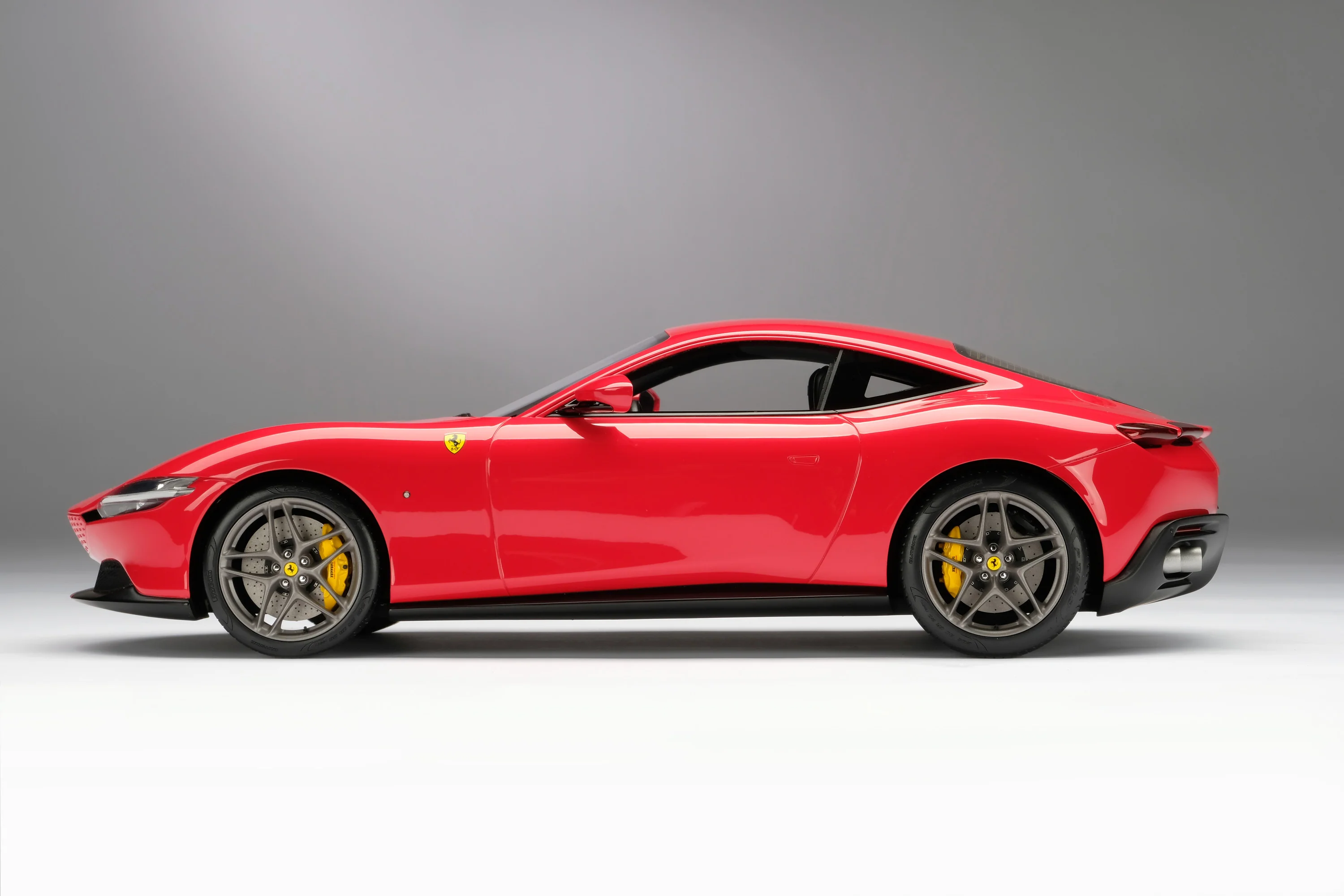 Ferrari Roma - Image 13