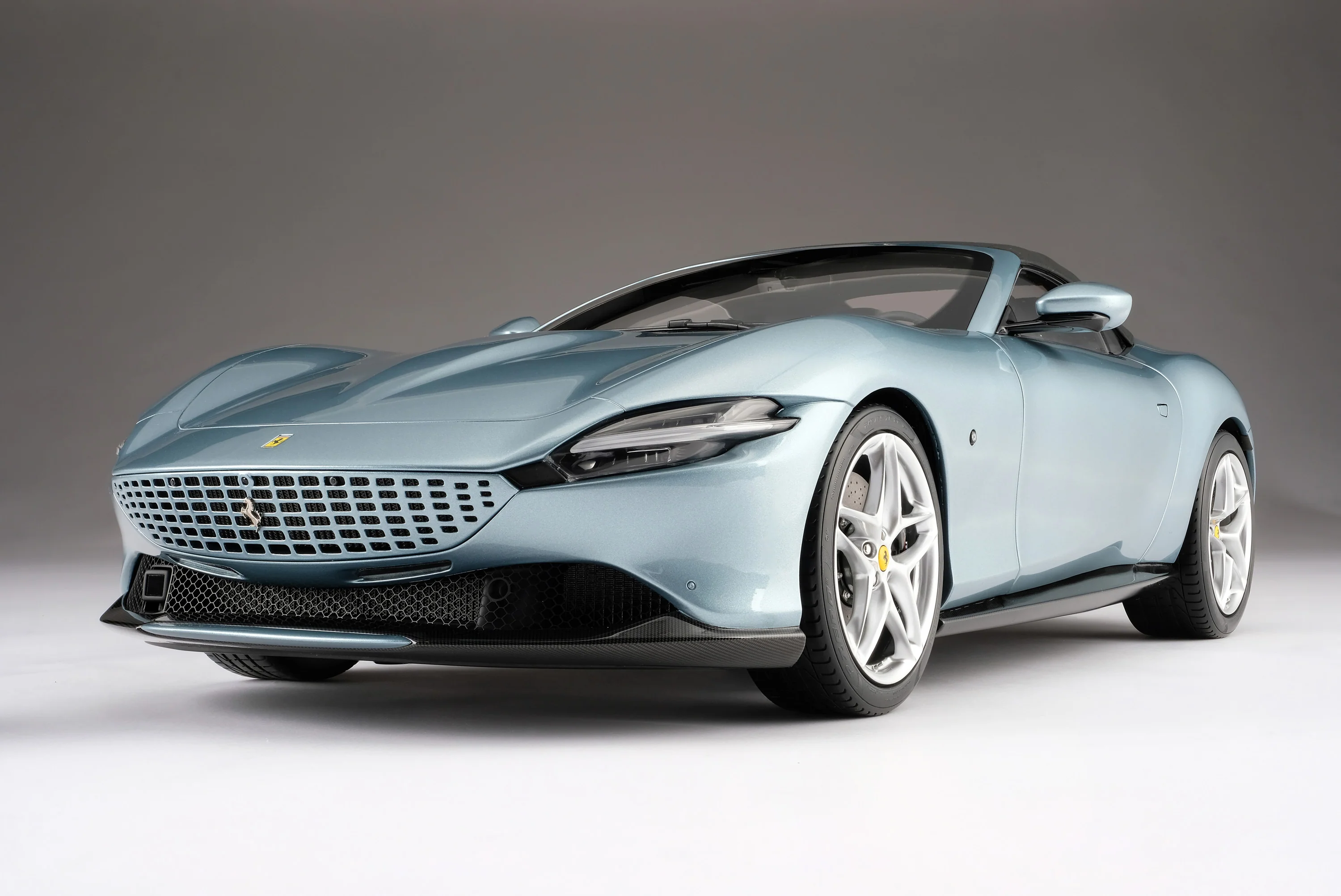 Ferrari Roma Spider - Image 11
