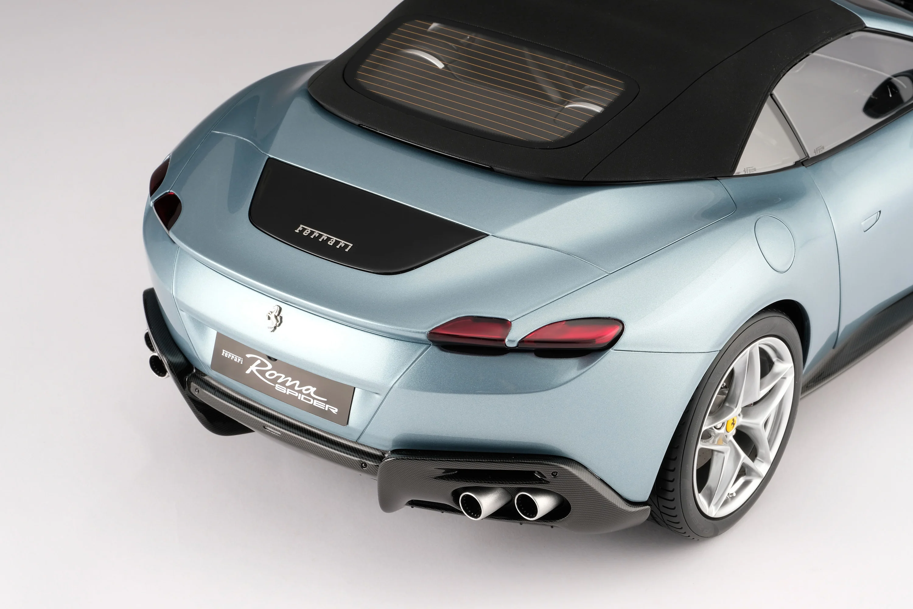 Ferrari Roma Spider - Image 15
