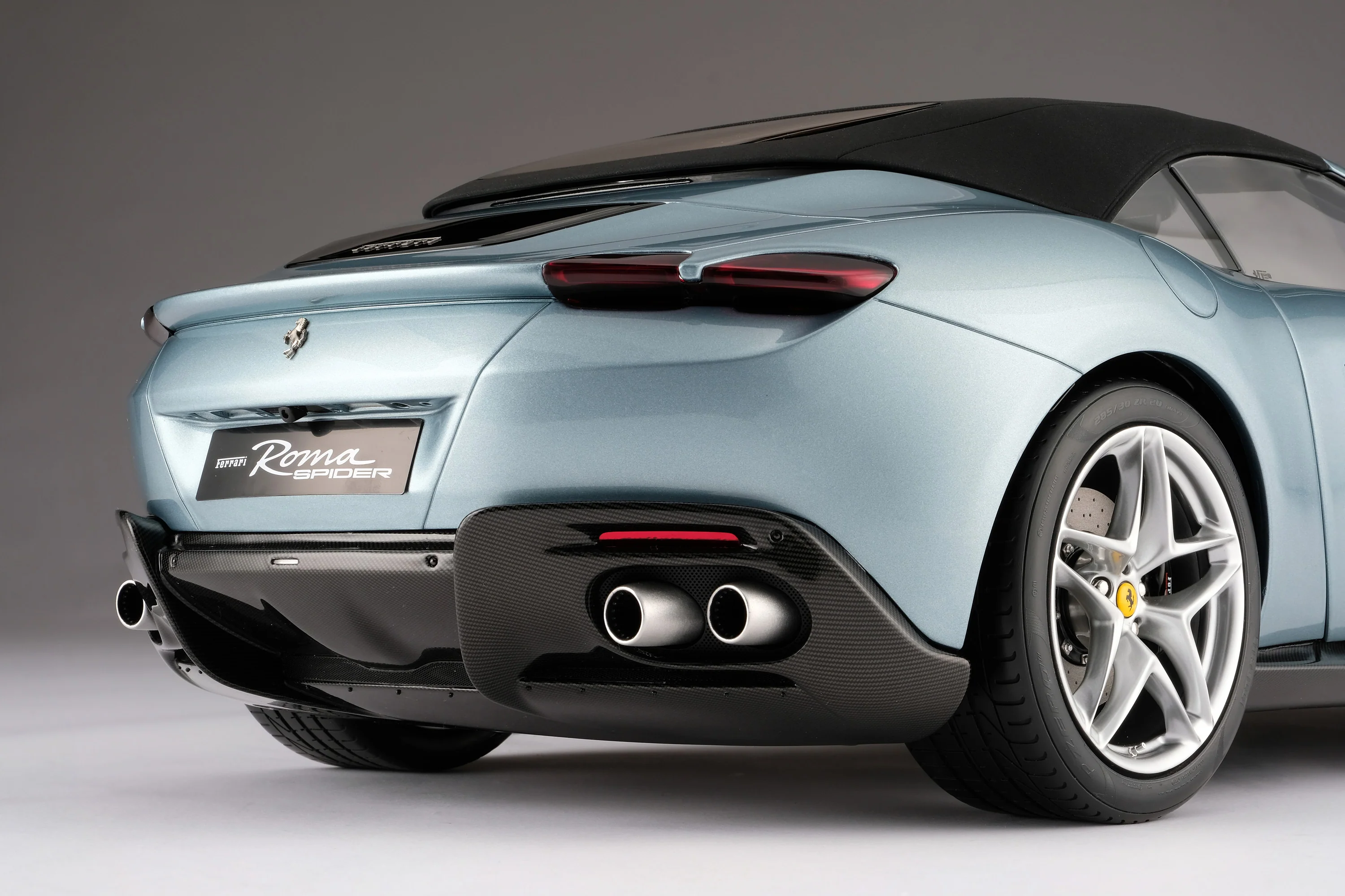 Ferrari Roma Spider - Image 16