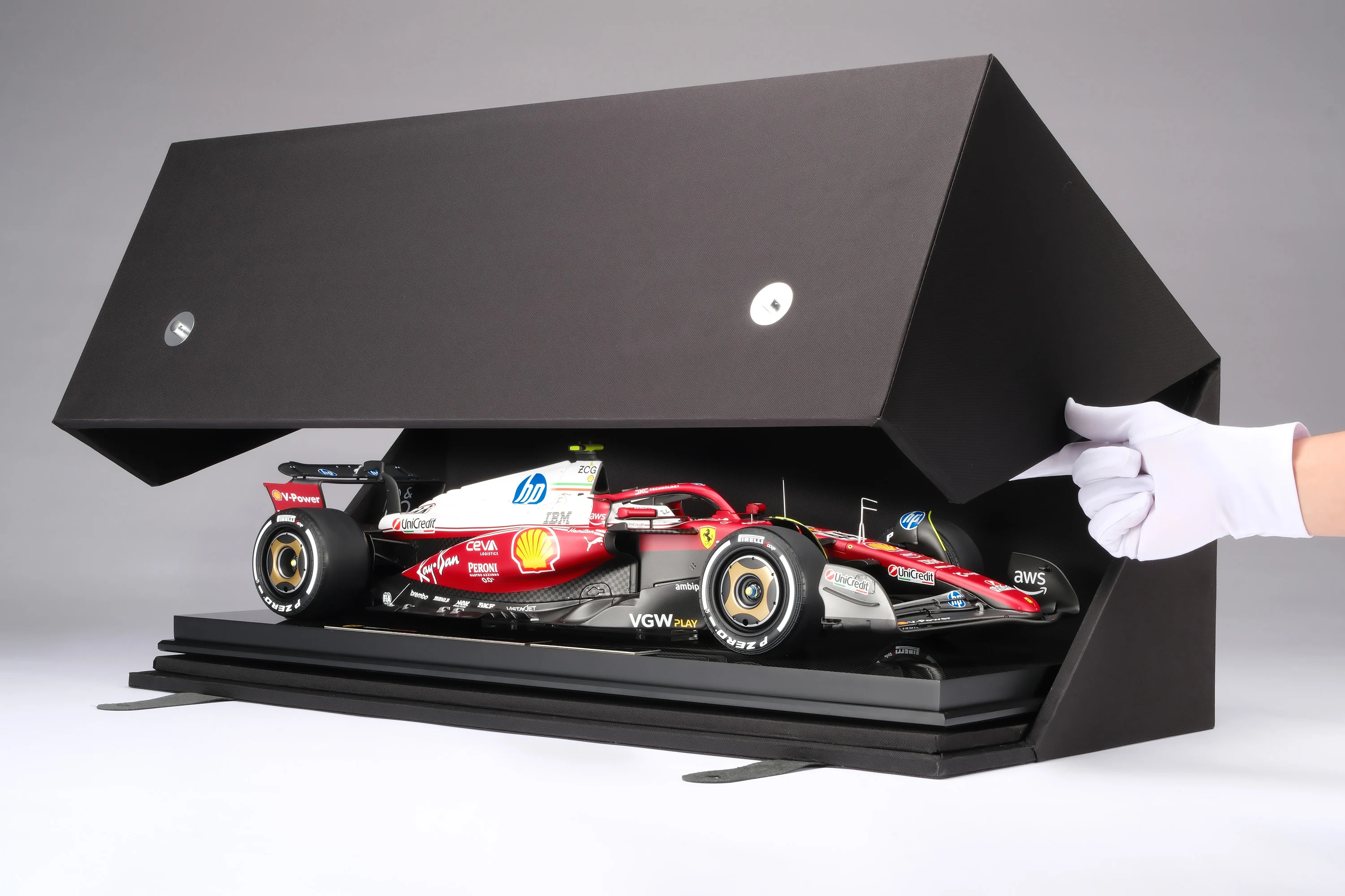Ferrari SF-25 - 2025 Italian Grand Prix - Lewis Hamilton - Image 22