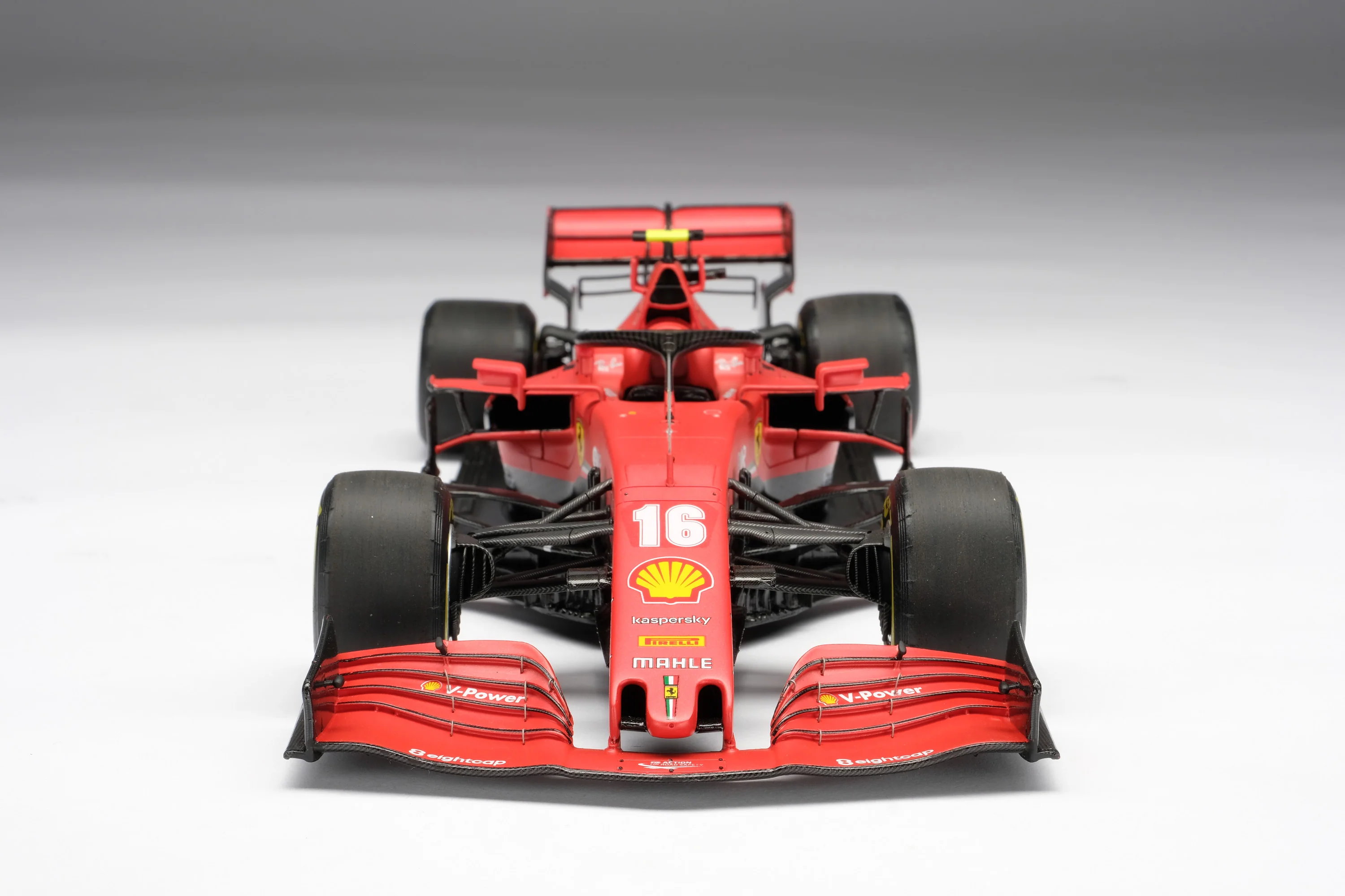 Ferrari SF1000 - Image 10