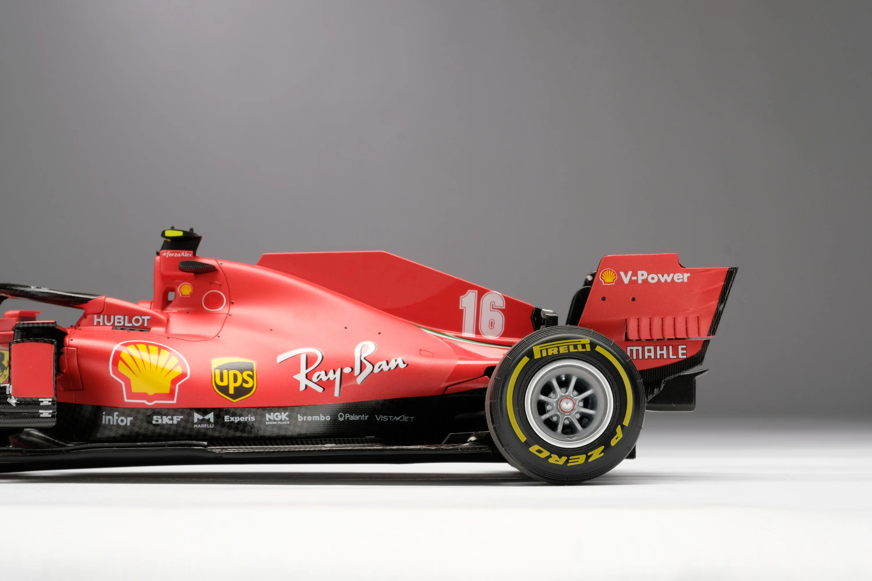 Ferrari SF1000 - Image 13