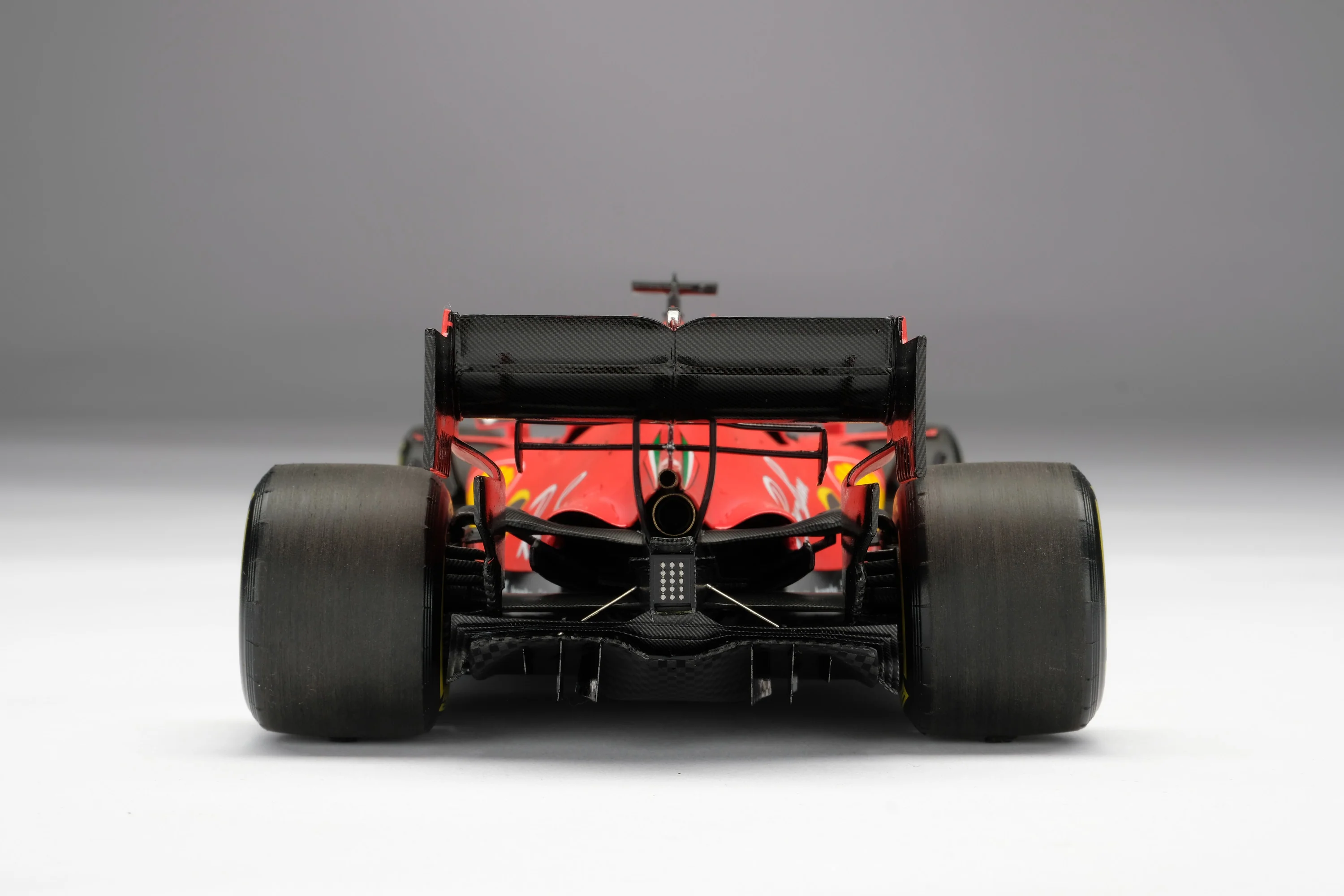 Ferrari SF1000 - Image 26