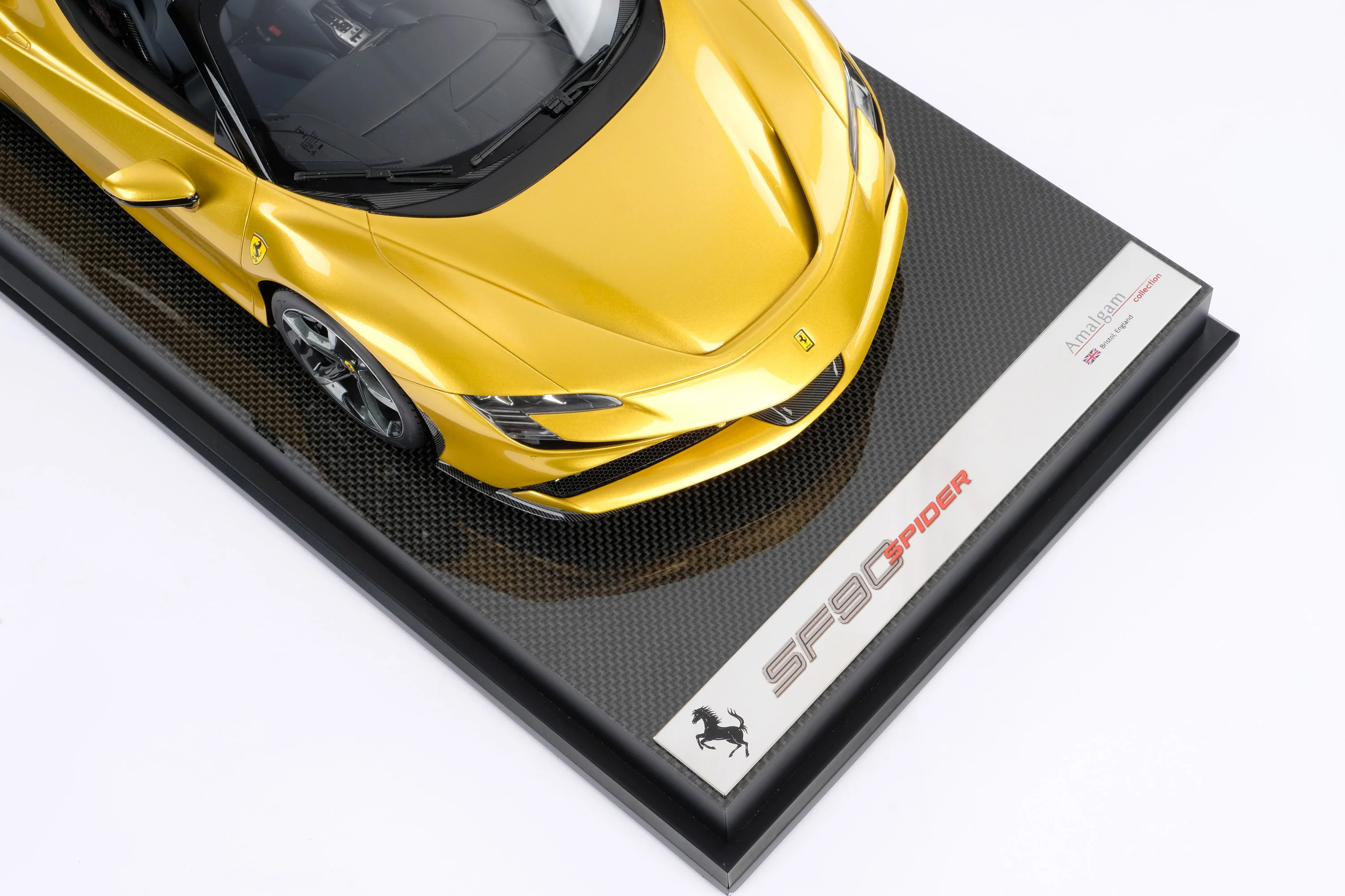 Ferrari SF90 Spider - Image 19