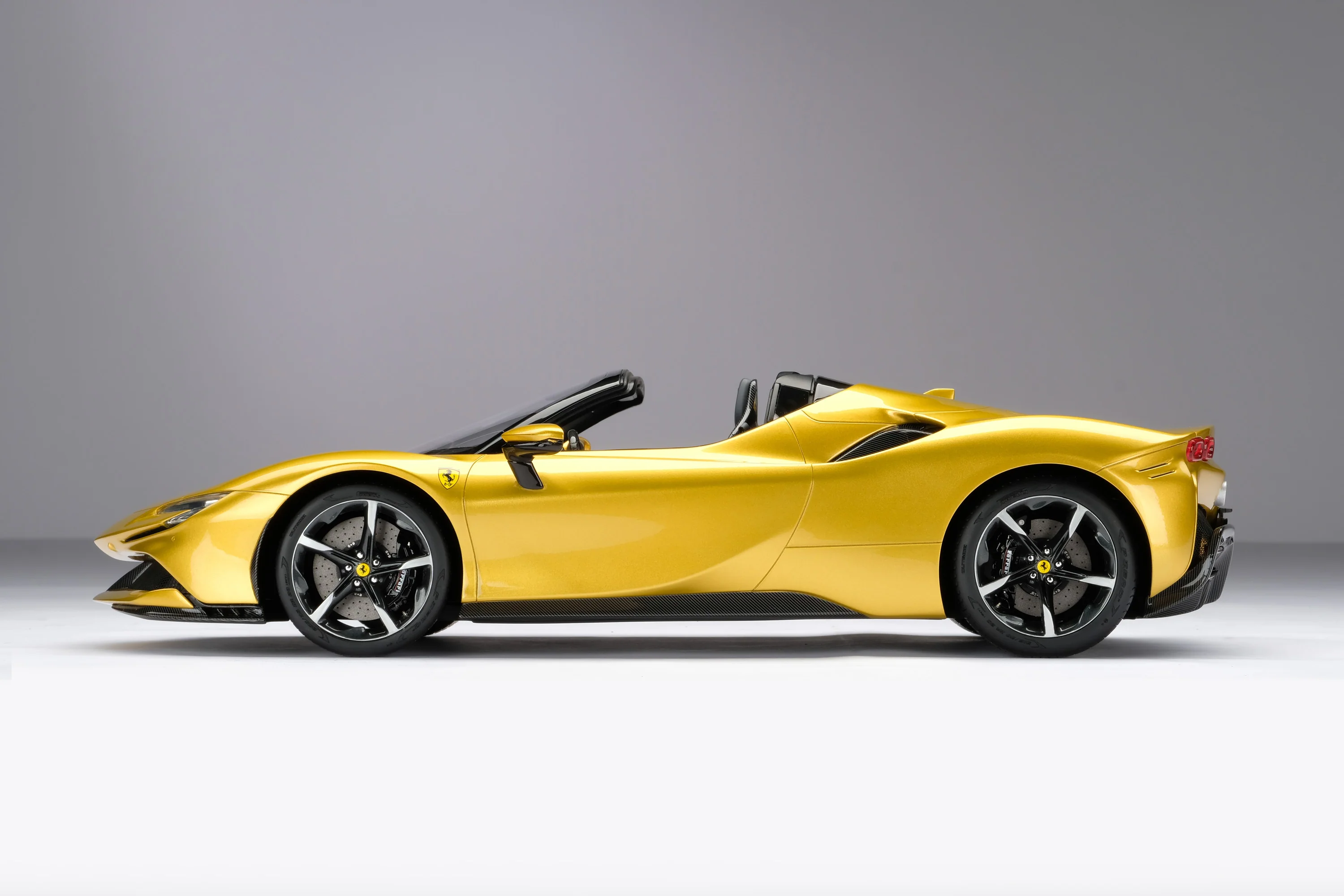 Ferrari SF90 Spider - Image 8