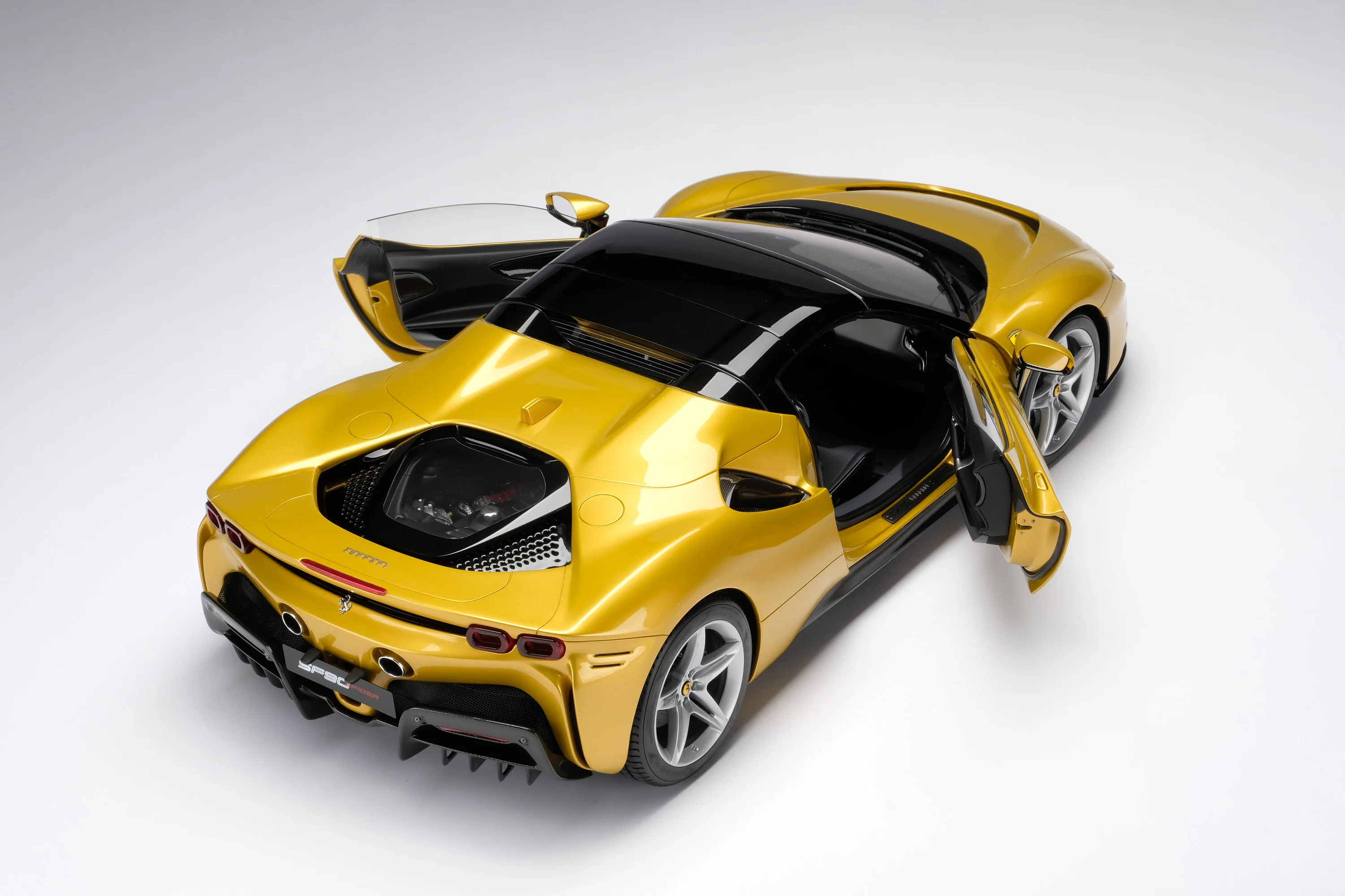 Ferrari SF90 Spider (2020) - Image 20