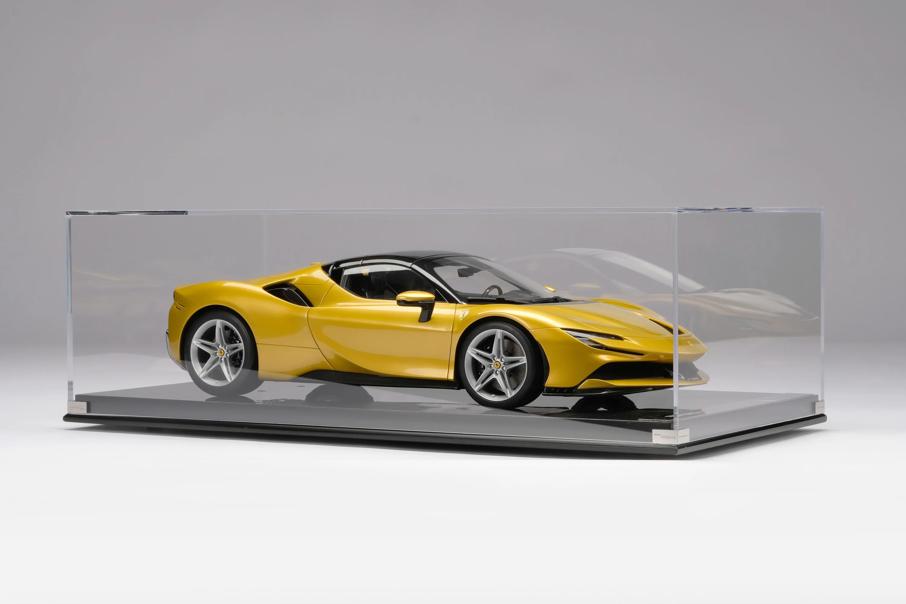 Ferrari SF90 Spider (2020) - Image 22