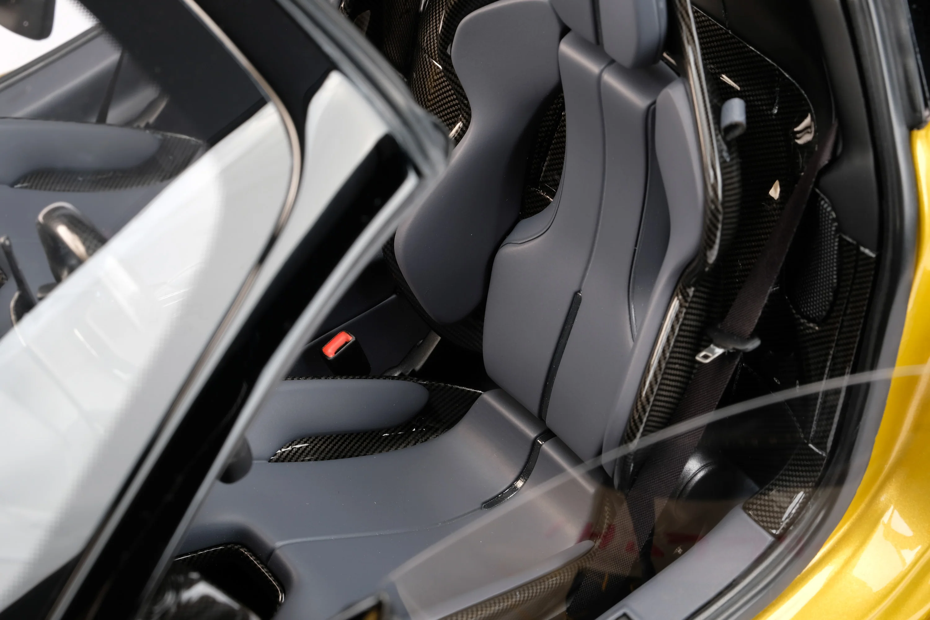Ferrari SF90 Spider (2020) - Image 5