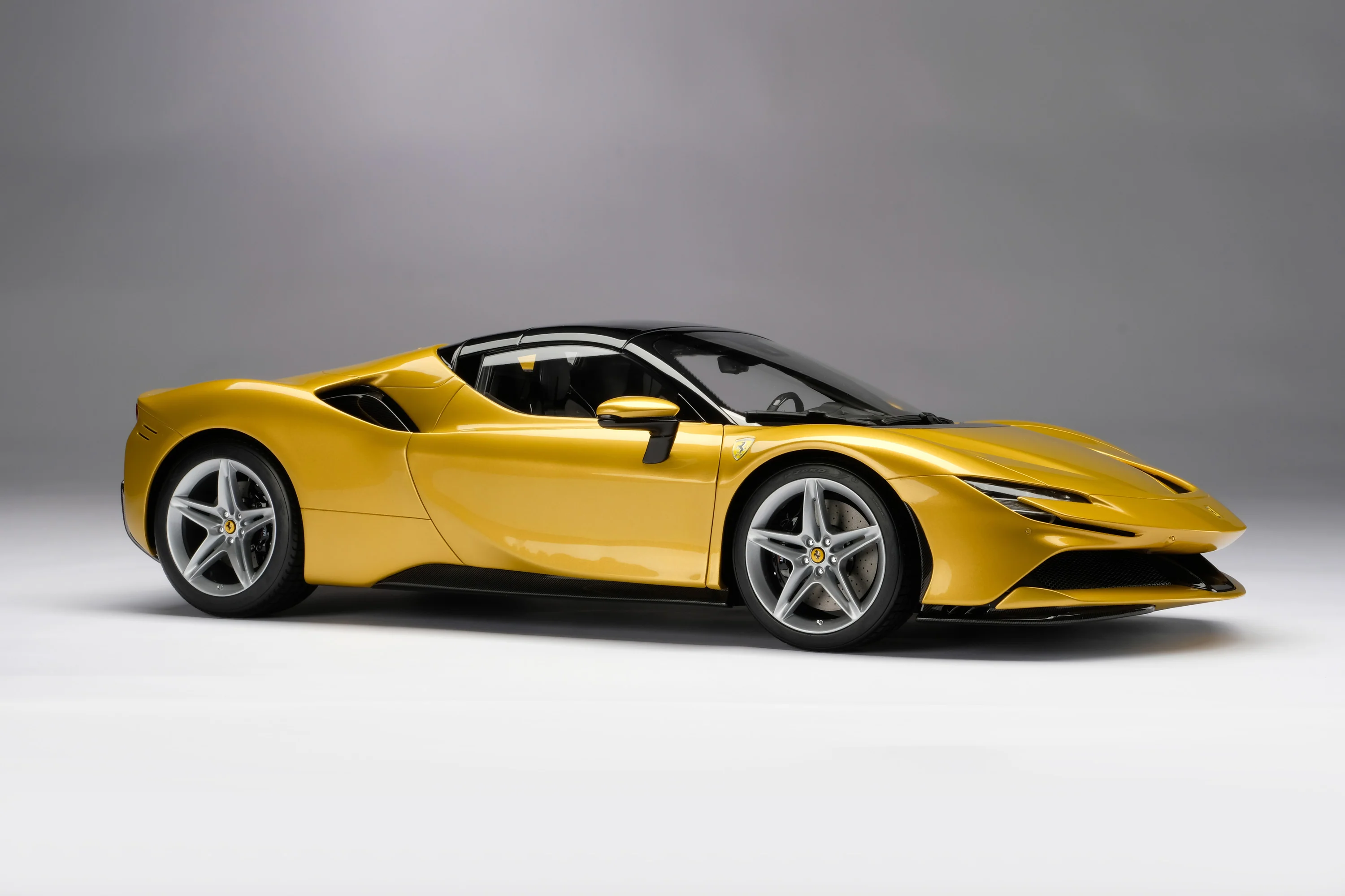 Ferrari SF90 Spider (2020) - Image 6