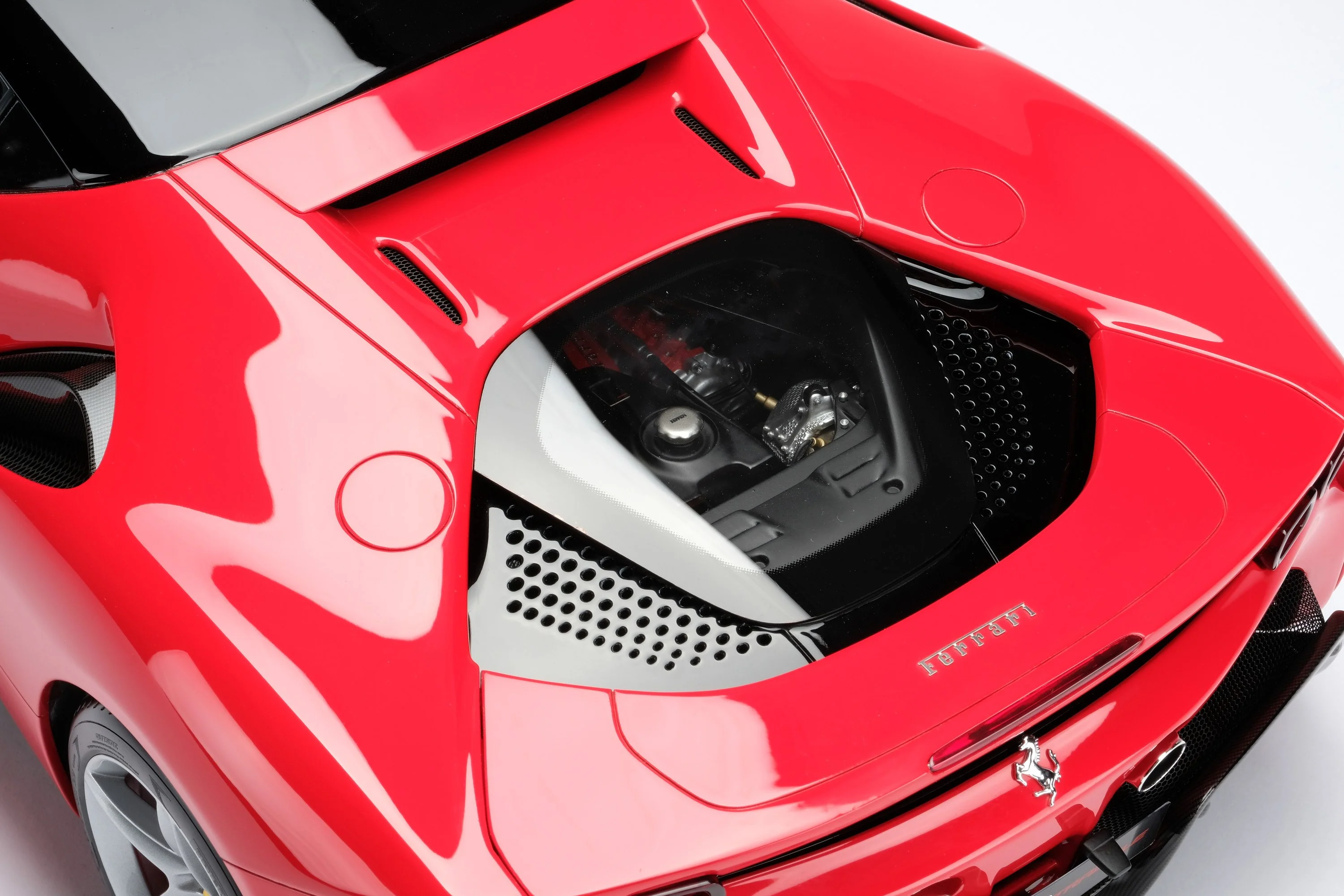 Ferrari SF90 Stradale (2019) - Image 12