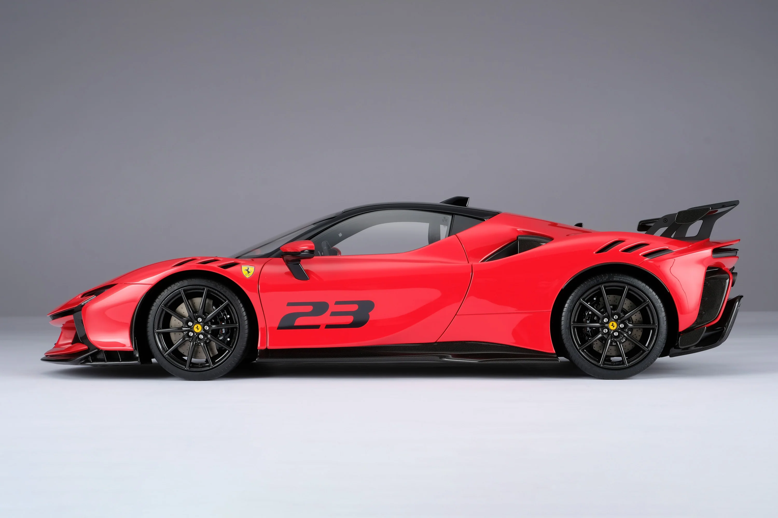Ferrari SF90 XX Stradale (2023) - Image 11