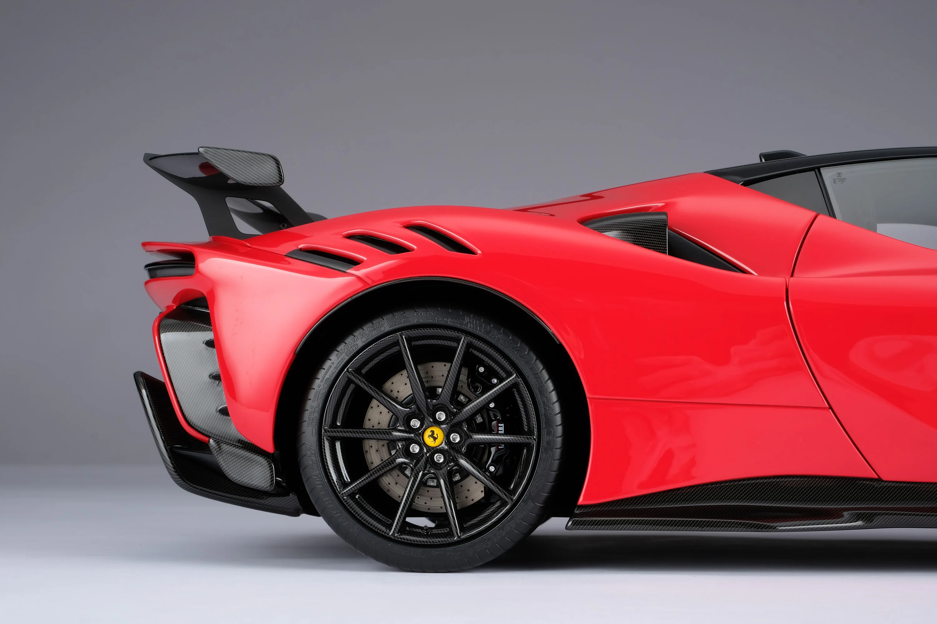 Ferrari SF90 XX Stradale (2023) - Image 21