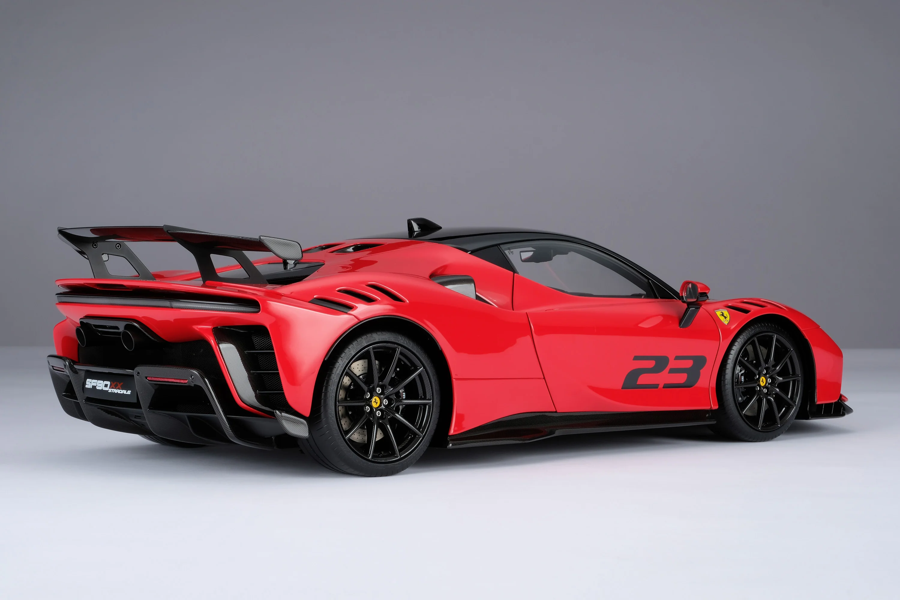 Ferrari SF90 XX Stradale (2023) - Image 8