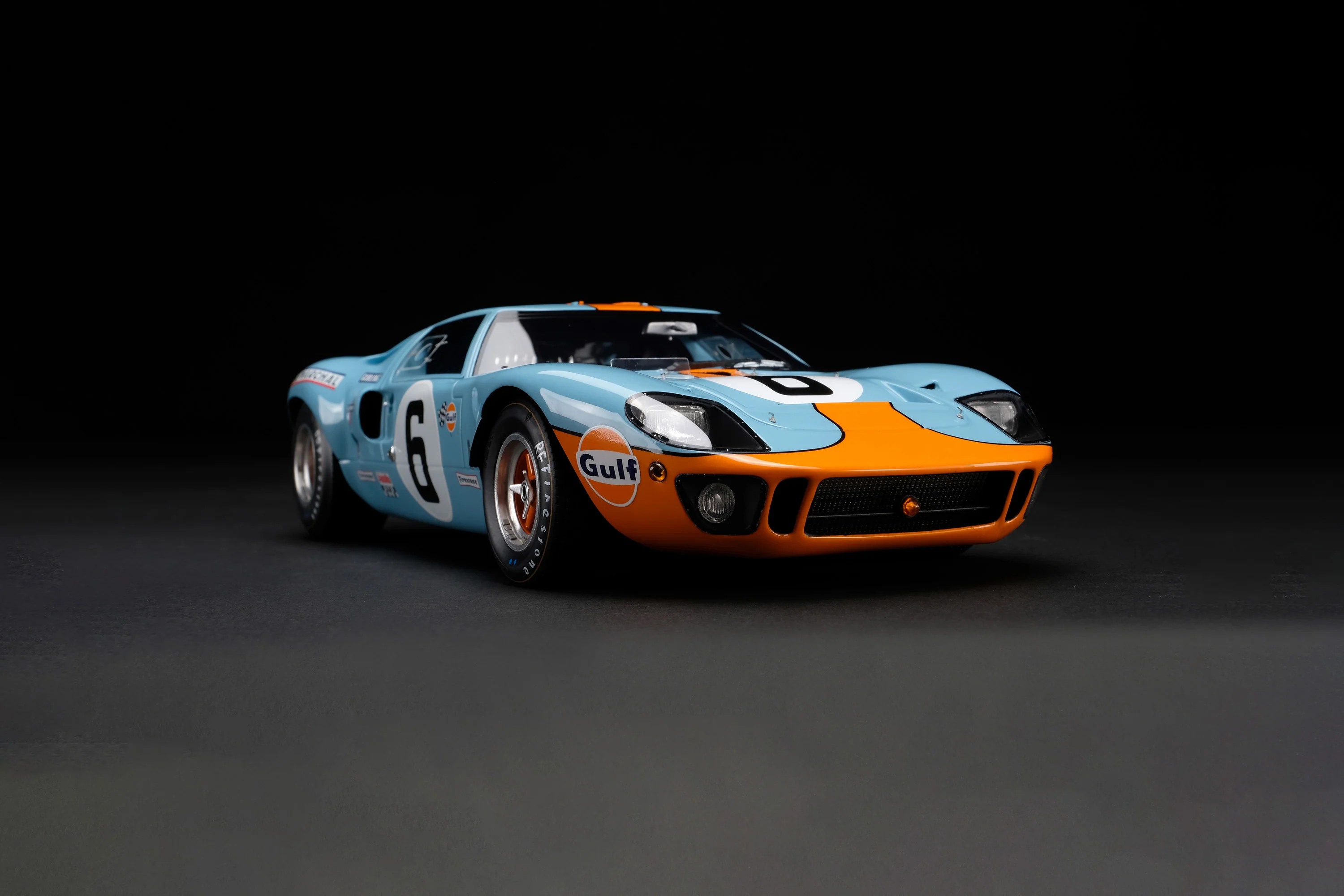 Ford GT40 - 1969 Le Mans Winner - Image 2