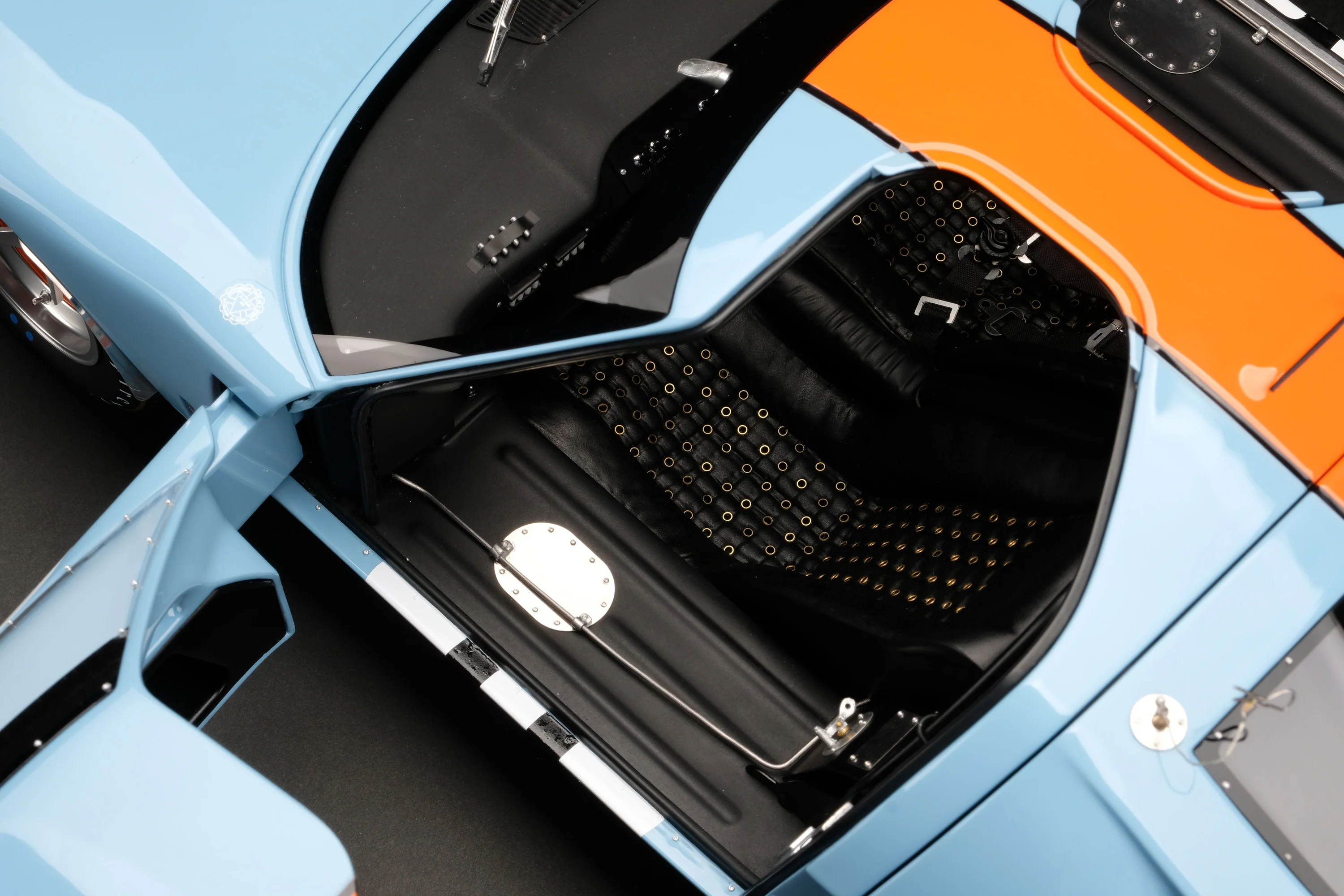 Ford GT40 - 1969 Le Mans Winner - Image 10