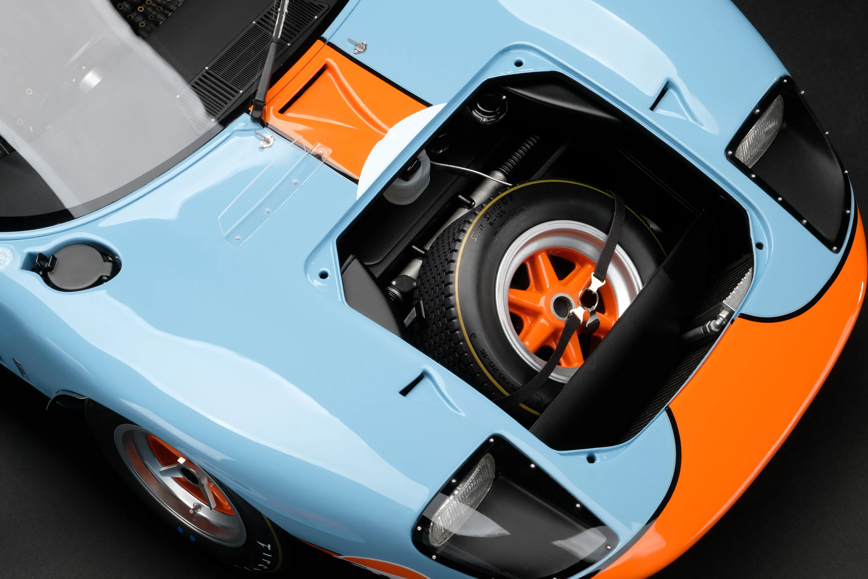 Ford GT40 - 1969 Le Mans Winner - Image 14