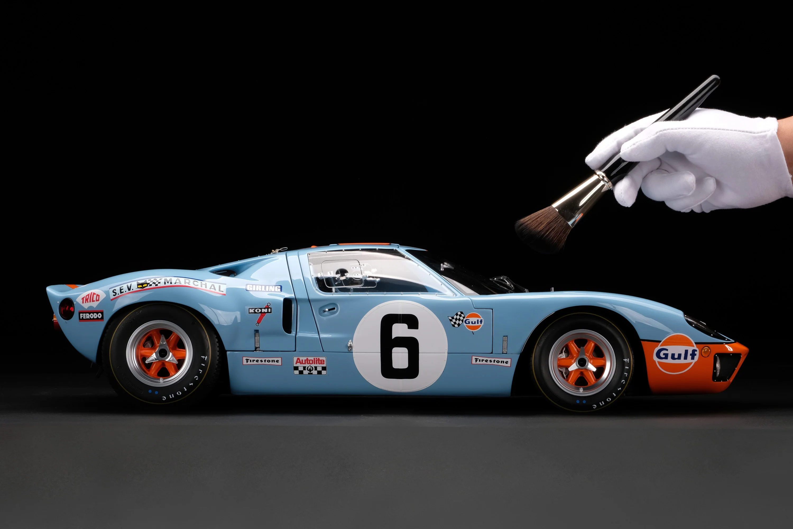 Ford GT40 - 1969 Le Mans Winner - Image 3