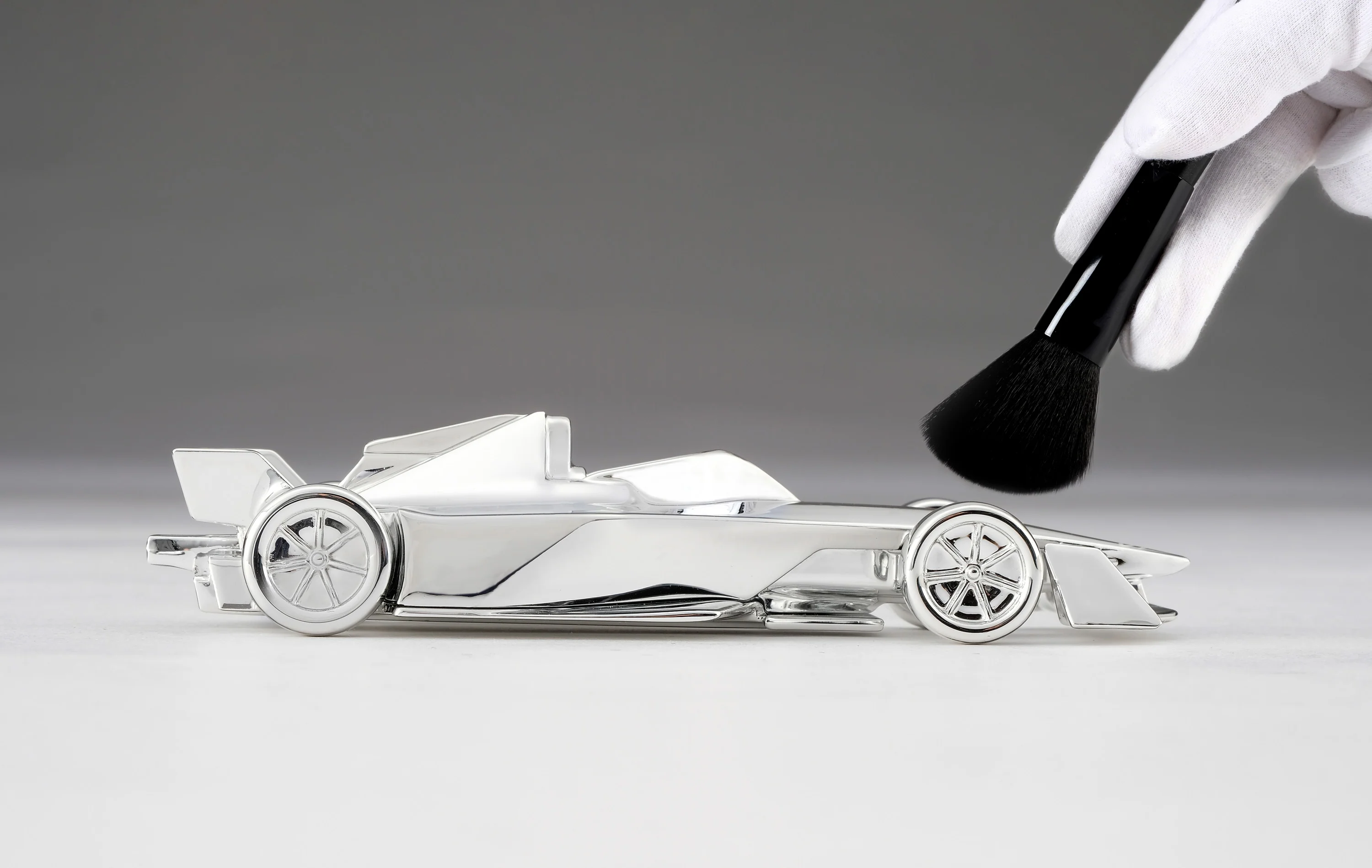 Formula E GEN3 Miniature Sculpture - Image 4
