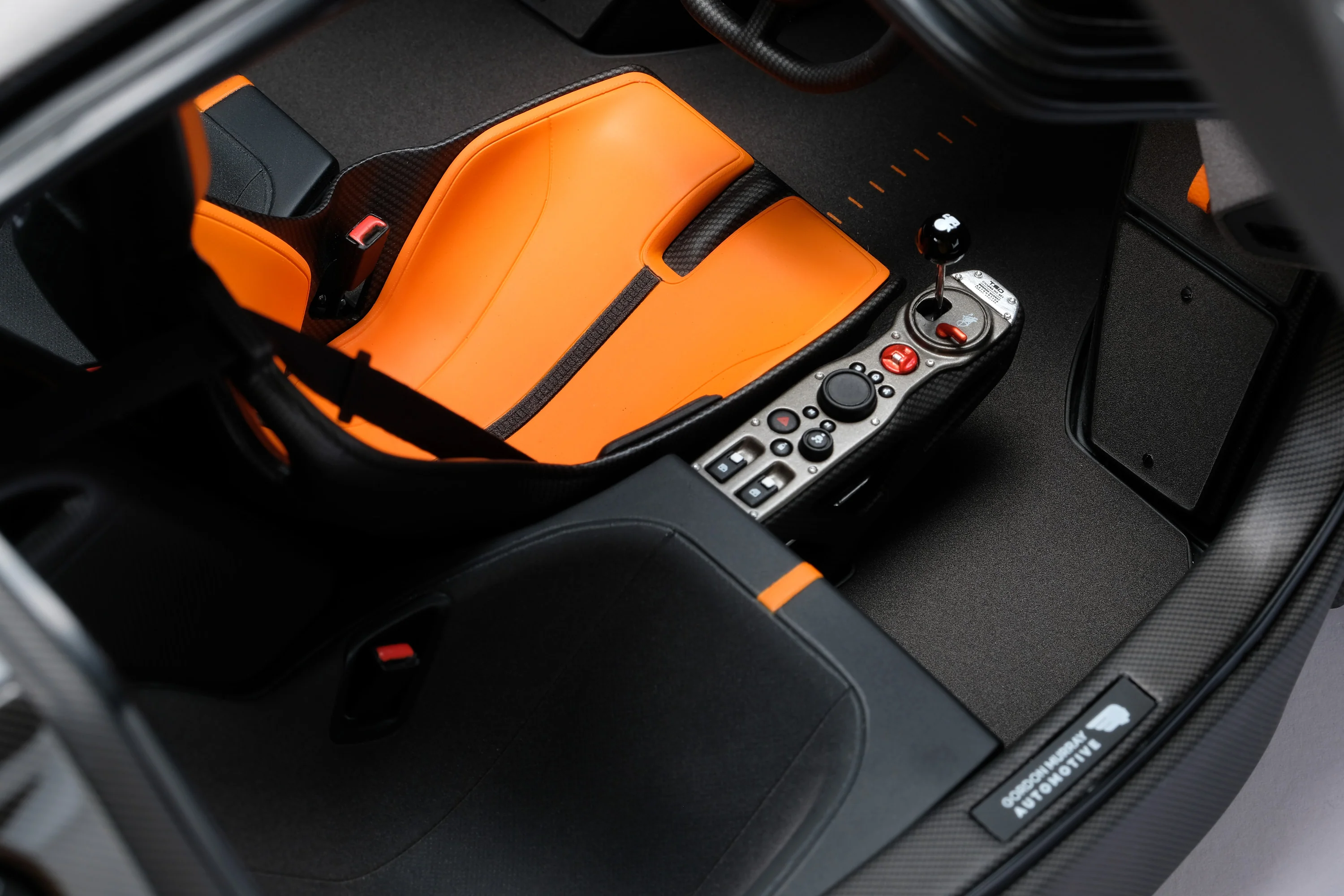 Gordon Murray Automotive T.50 (2023) - Image 13