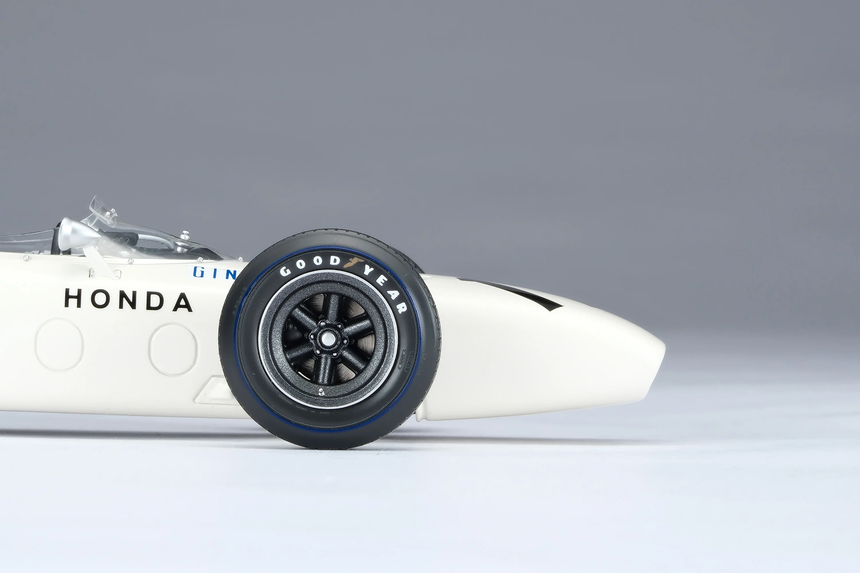 Honda RA272 - Mexican Grand Prix (1965) - Image 11