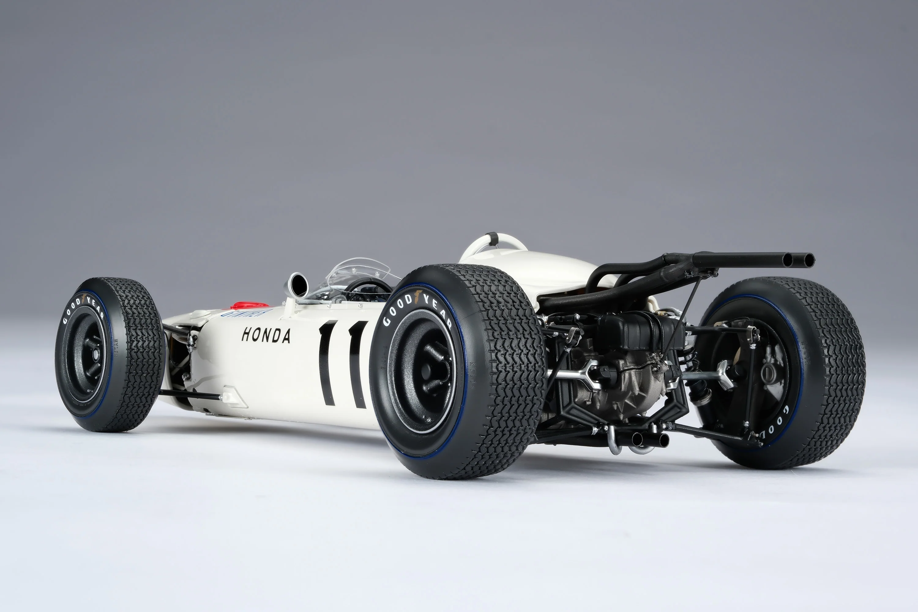 Honda RA272 - Mexican Grand Prix (1965) - Image 12