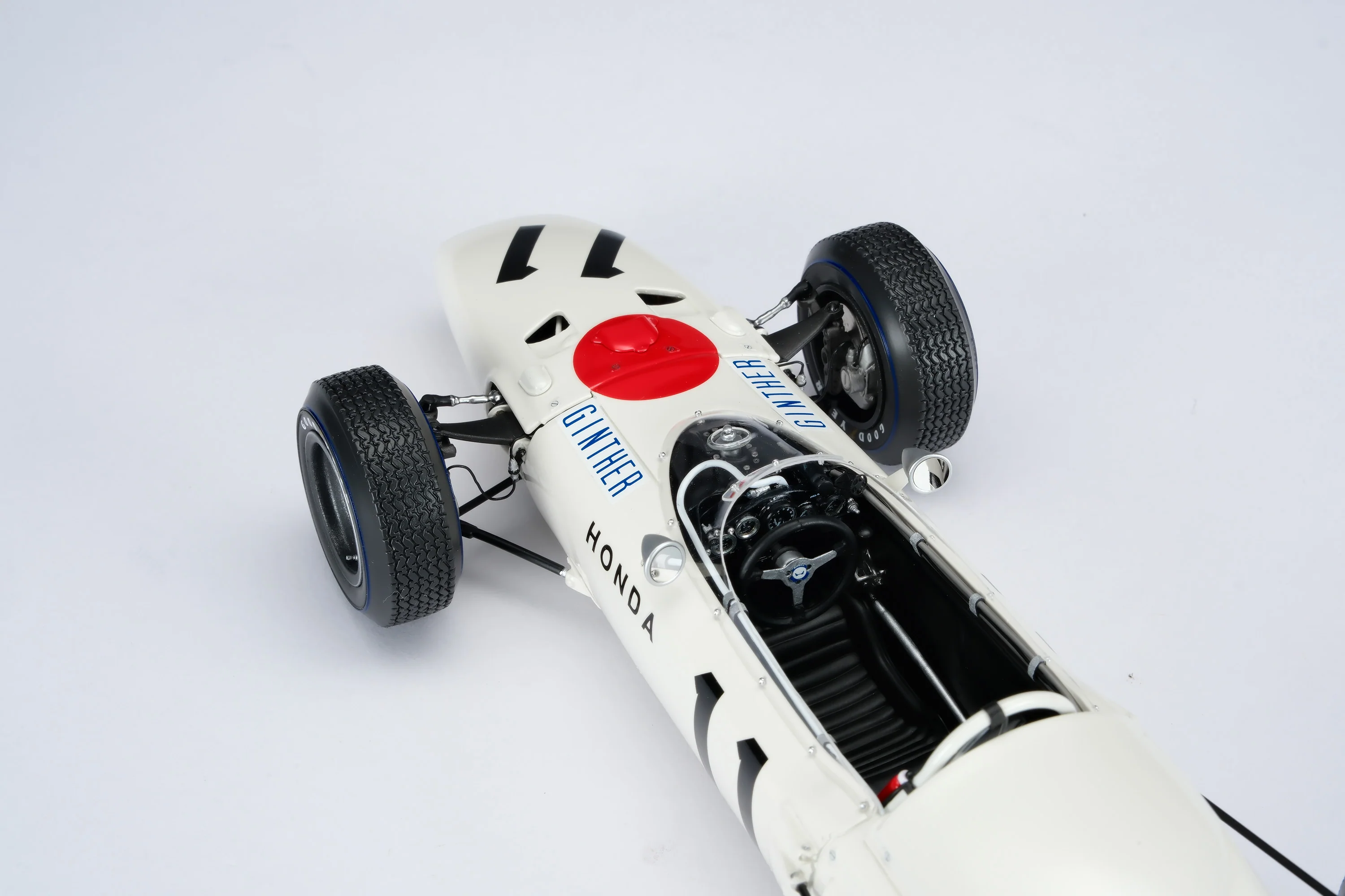 Honda RA272 - Mexican Grand Prix (1965) - Image 14