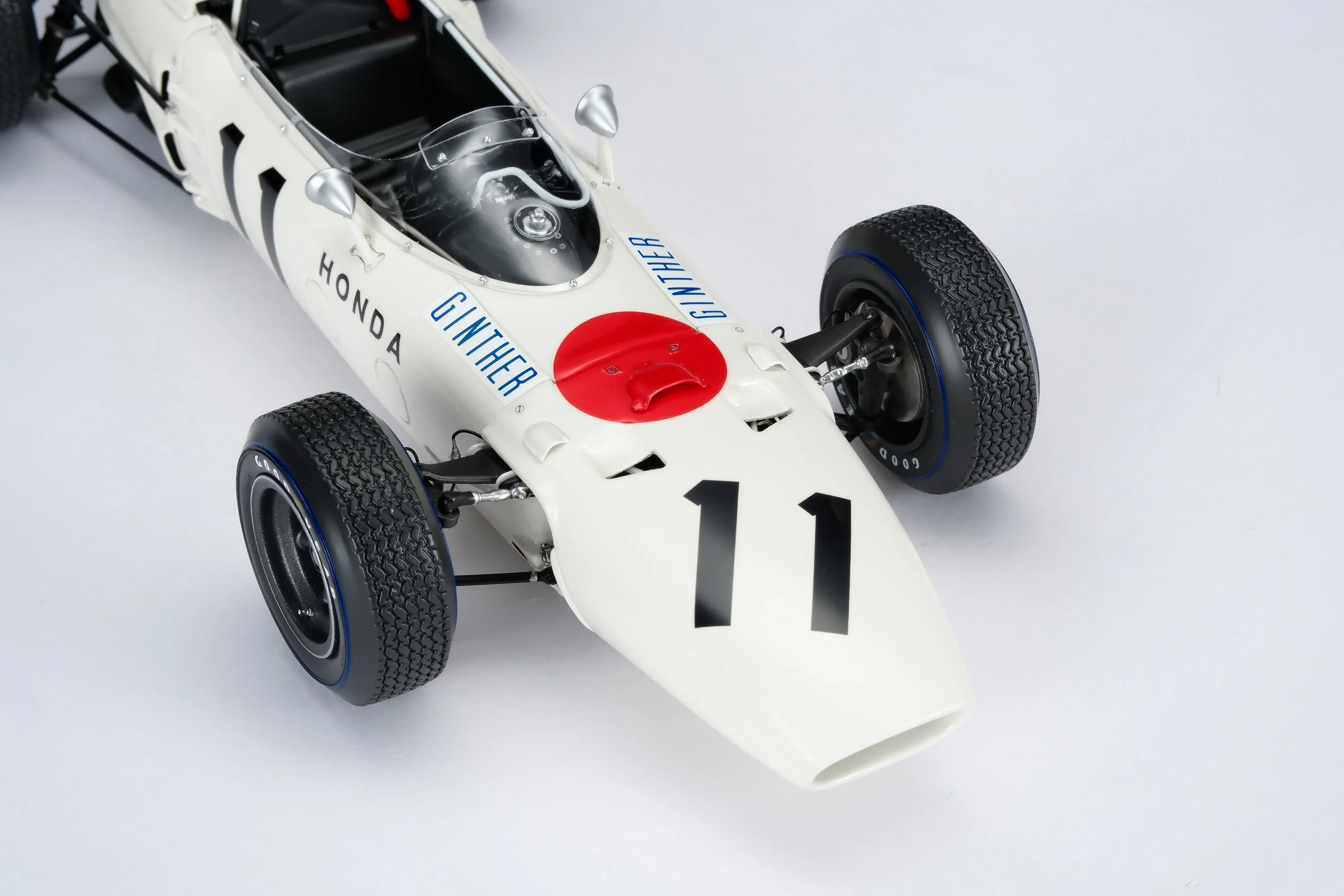 Honda RA272 - Mexican Grand Prix (1965) - Image 8