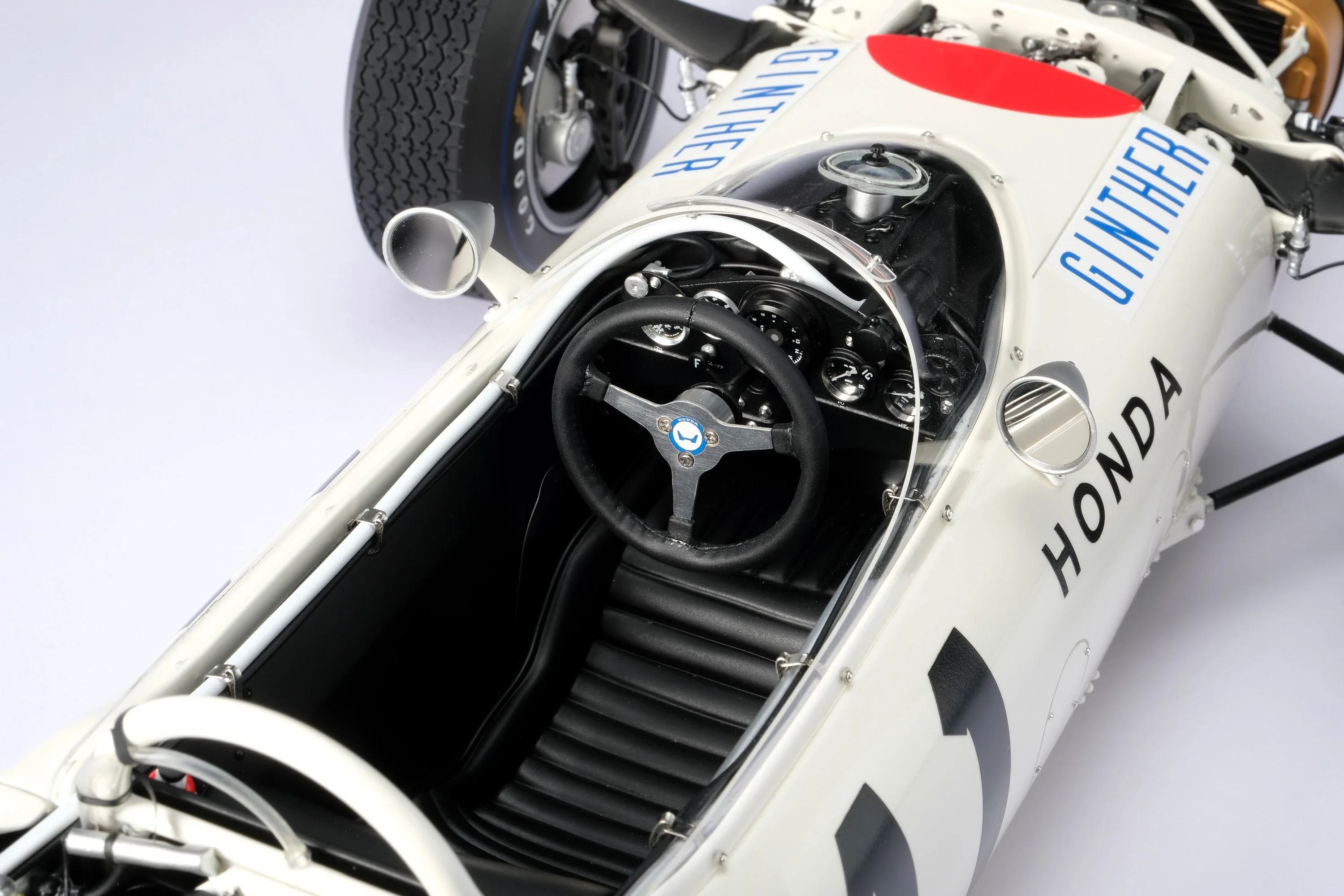 Honda RA272 - Mexican Grand Prix (1965) - Image 10