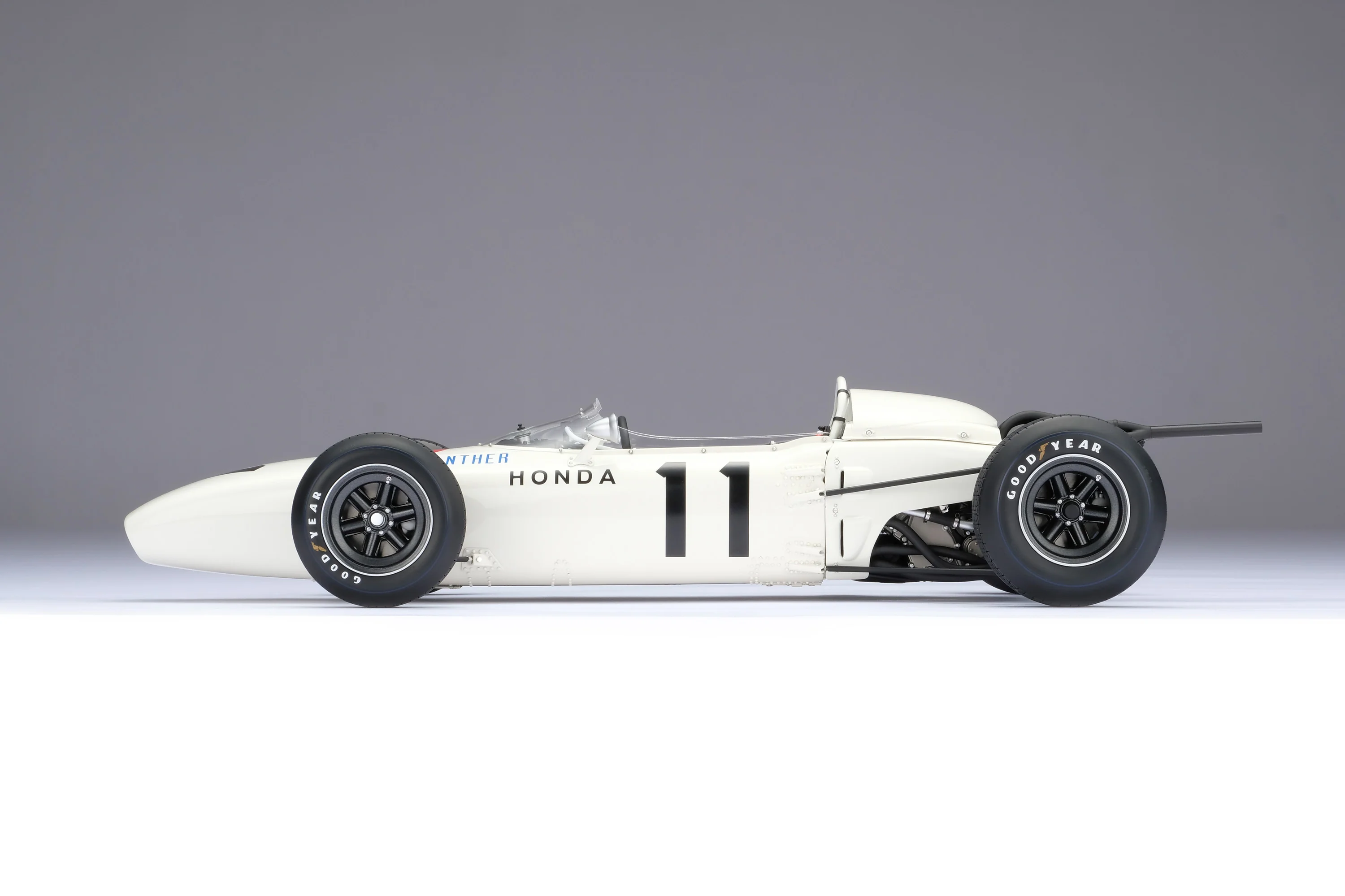 Honda RA272 - Mexican Grand Prix (1965) - Image 25
