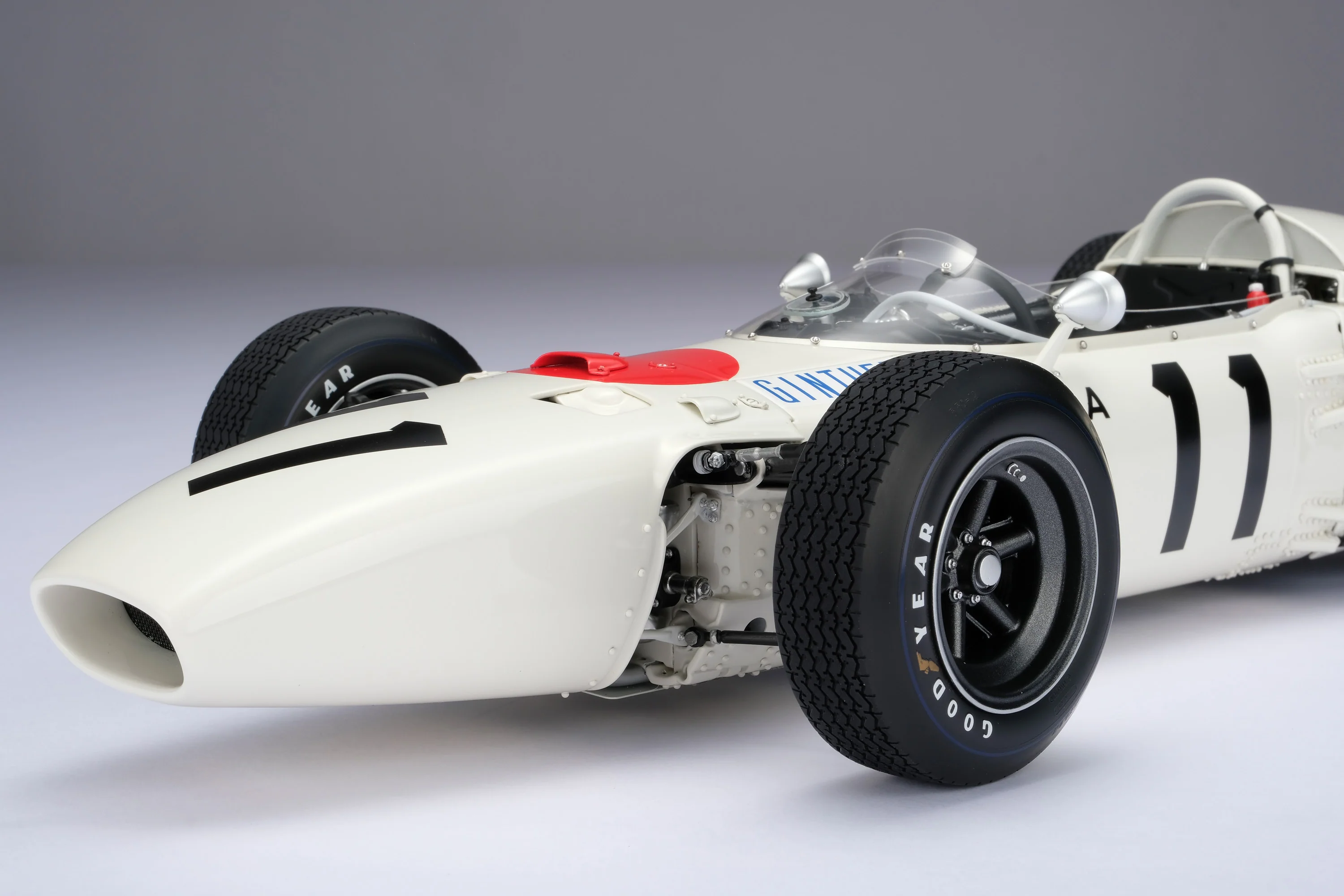 Honda RA272 - Mexican Grand Prix (1965) - Image 8