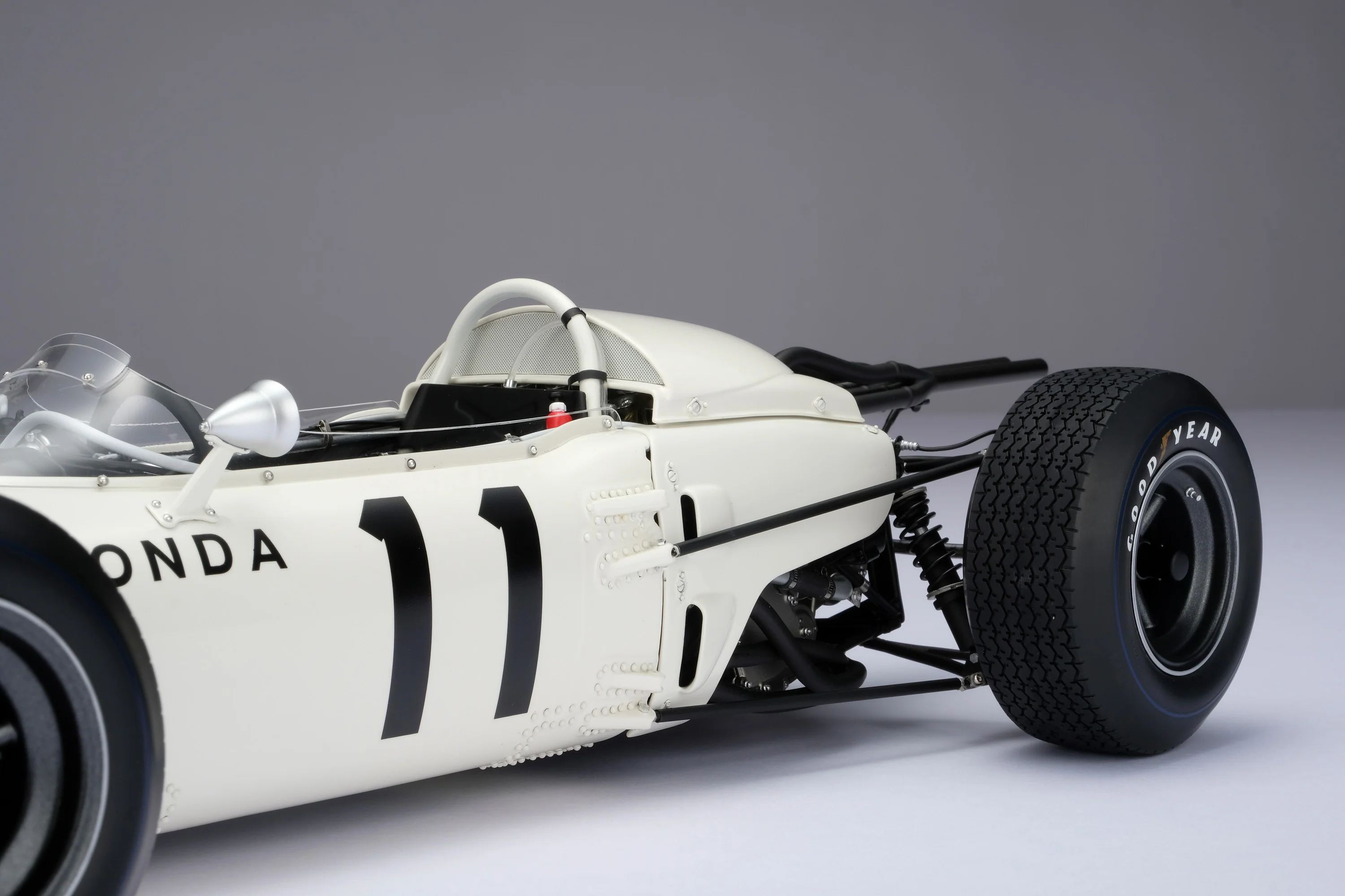 Honda RA272 - Mexican Grand Prix (1965) - Image 9