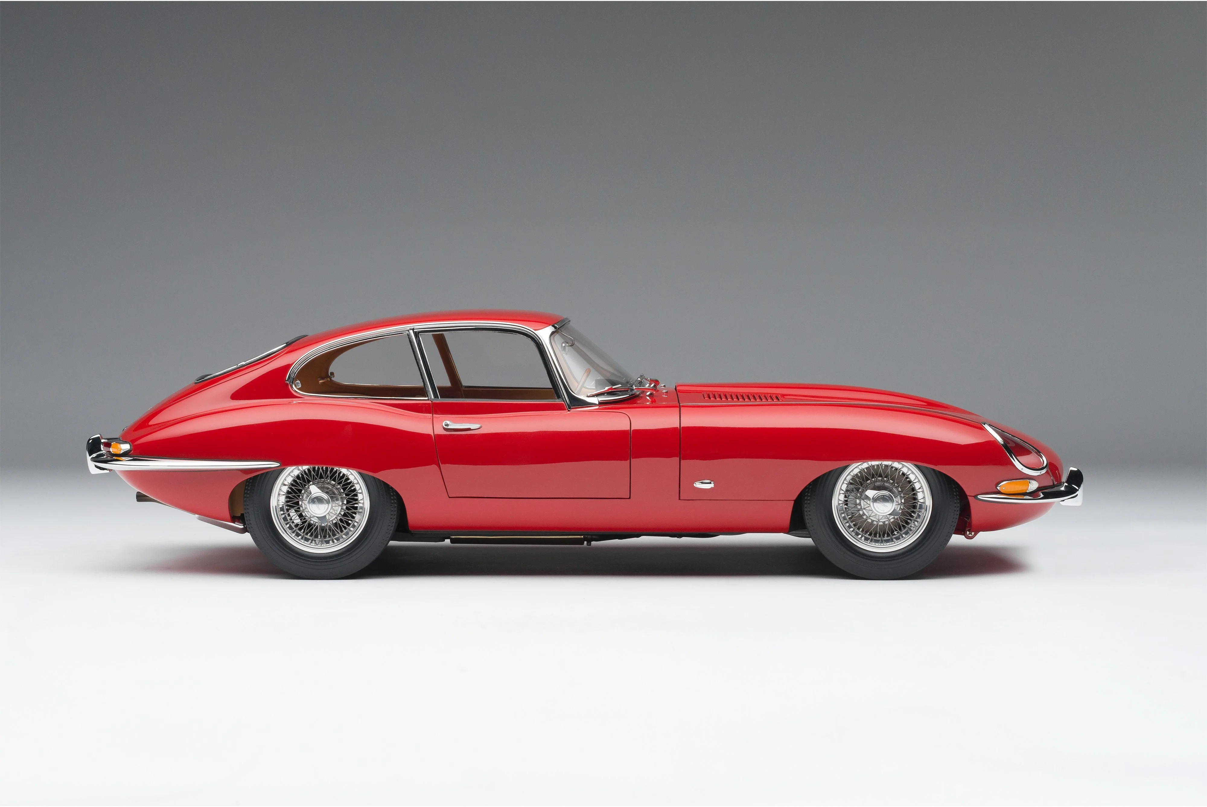 Jaguar E-type Series 1 Coupe (1961) - Image 8