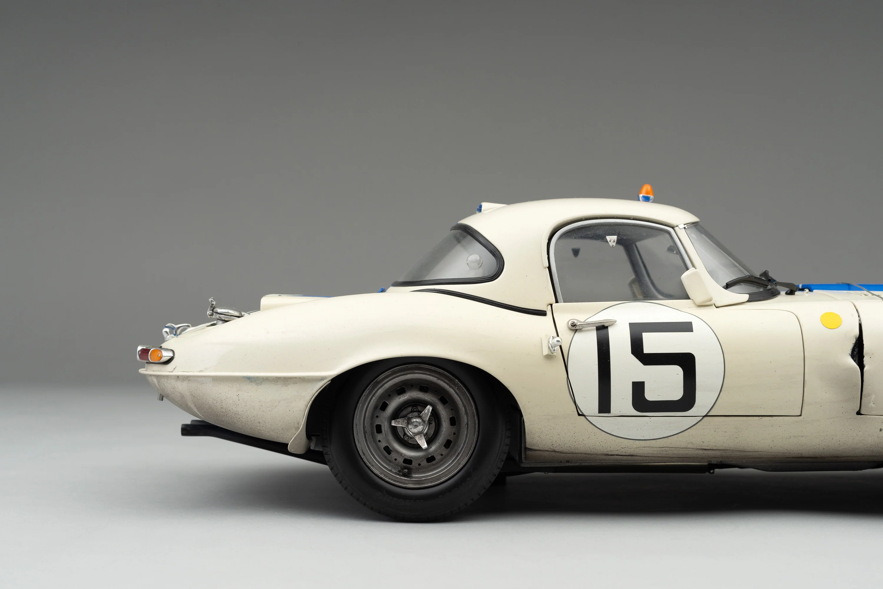 Jaguar Lightweight E-type (LWE) - 1963 Le Mans - Race Weathered - Image 13