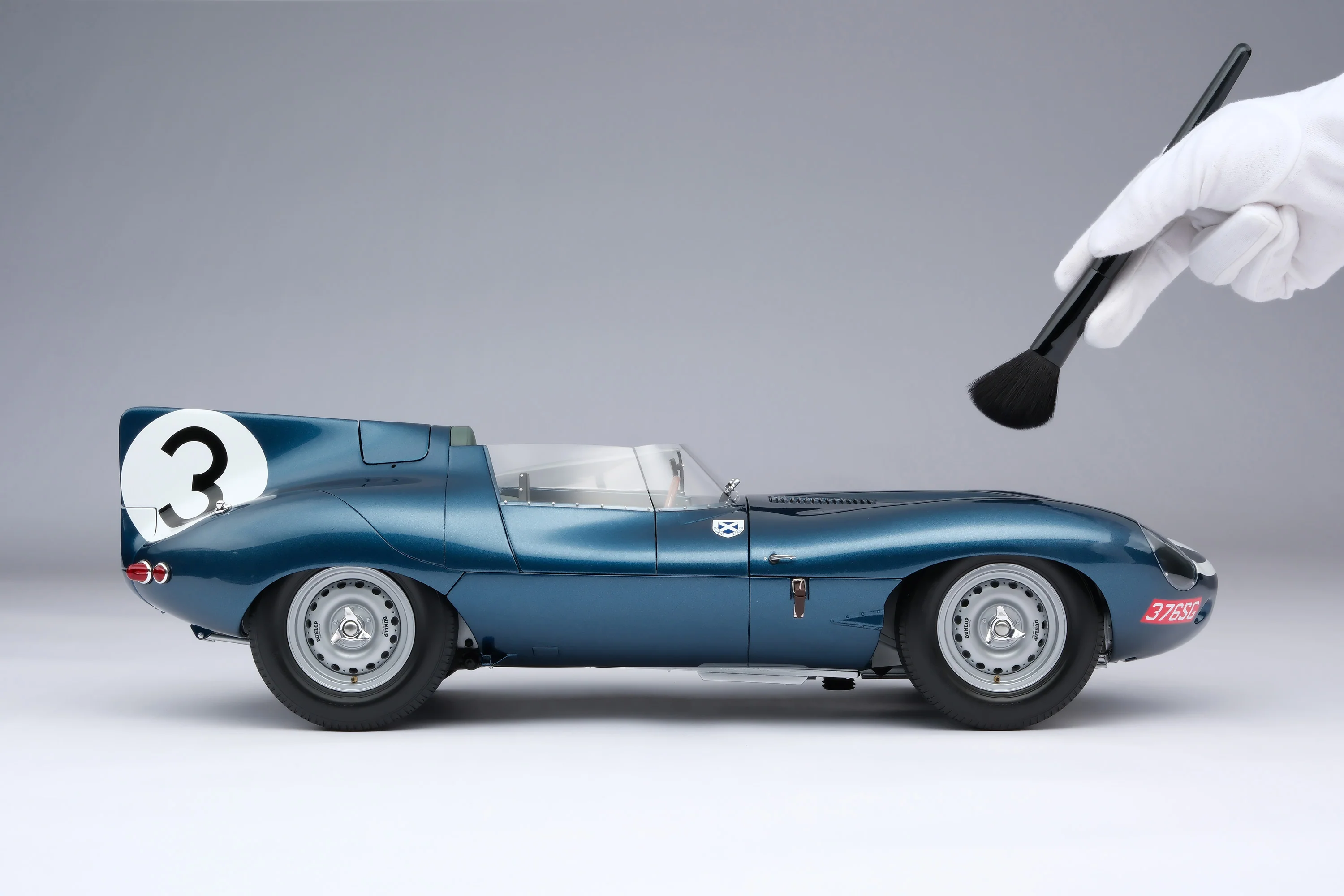 Jaguar D-type Ecurie Ecosse - 1957 Le Mans Winner - Image 4