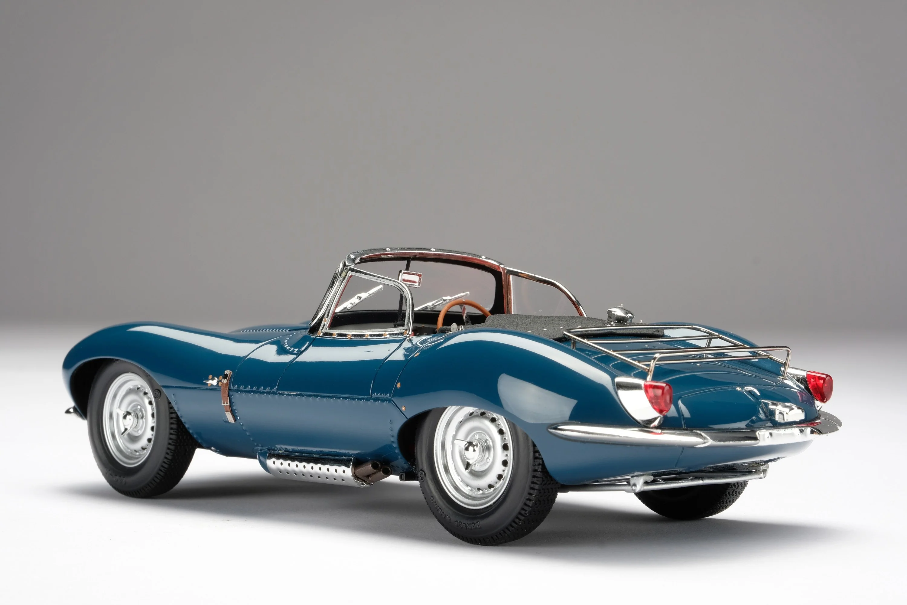 Jaguar XKSS - Image 9