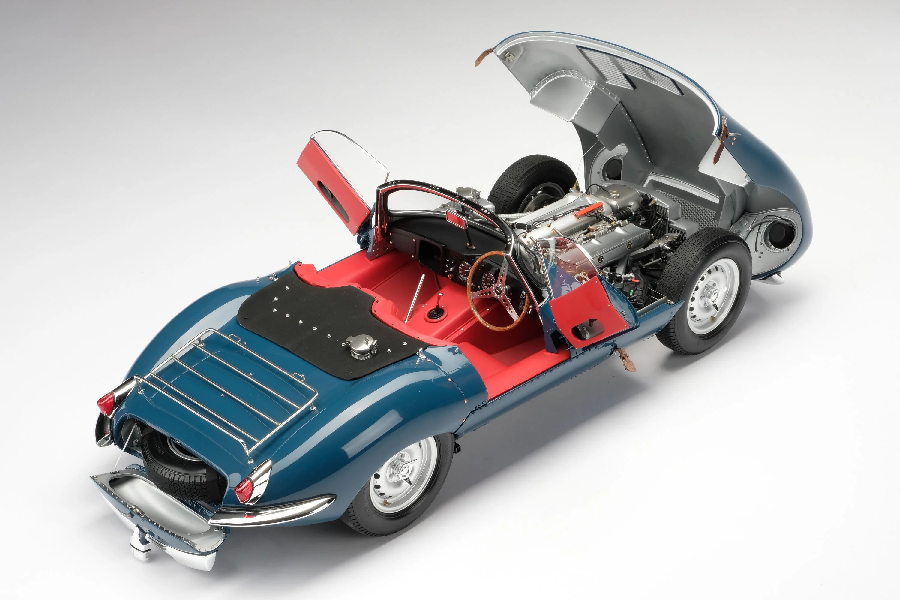 Jaguar XKSS (1957) - Image 4